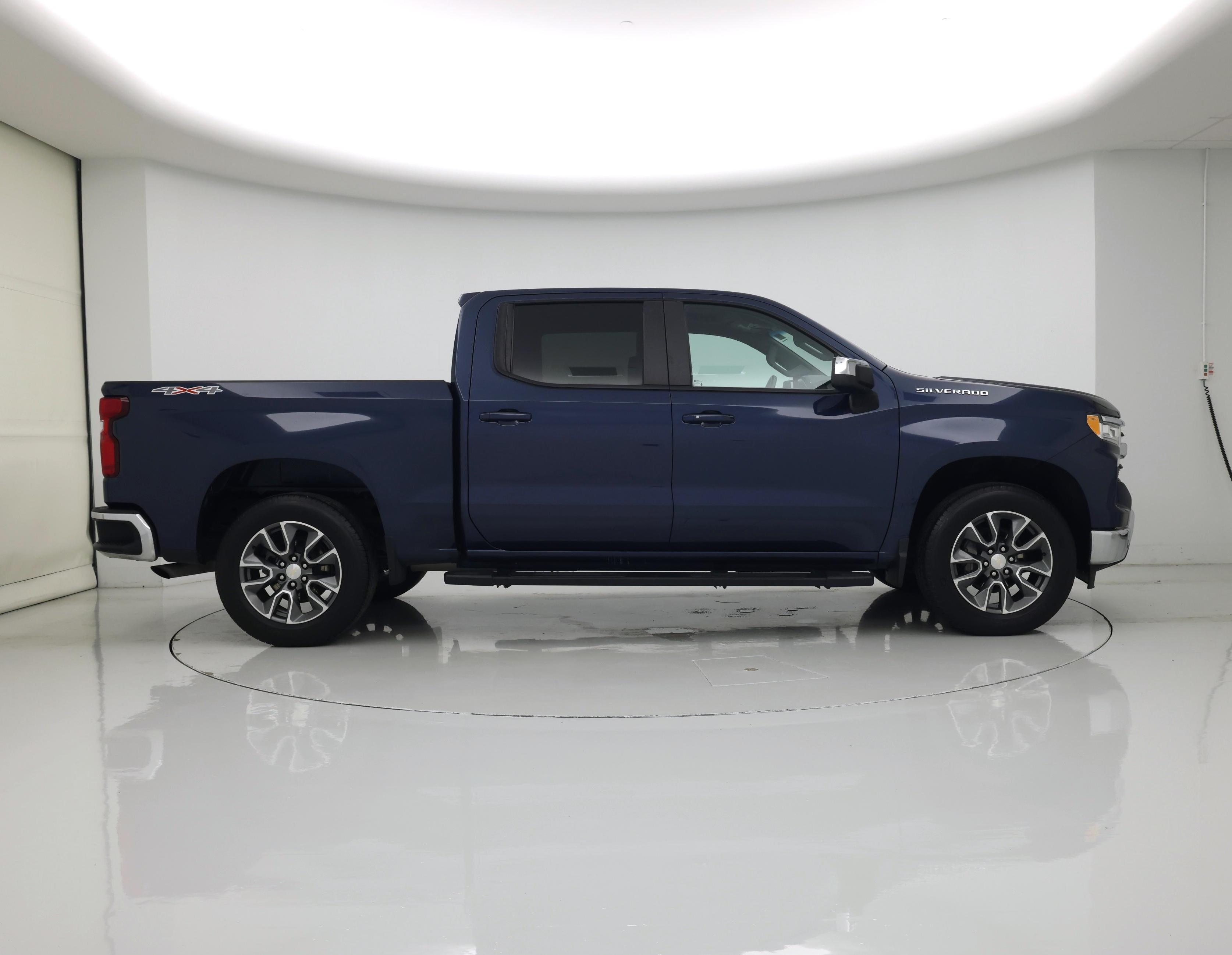 Thumbnail: 2023 Chevrolet Silverado 1500 - 7