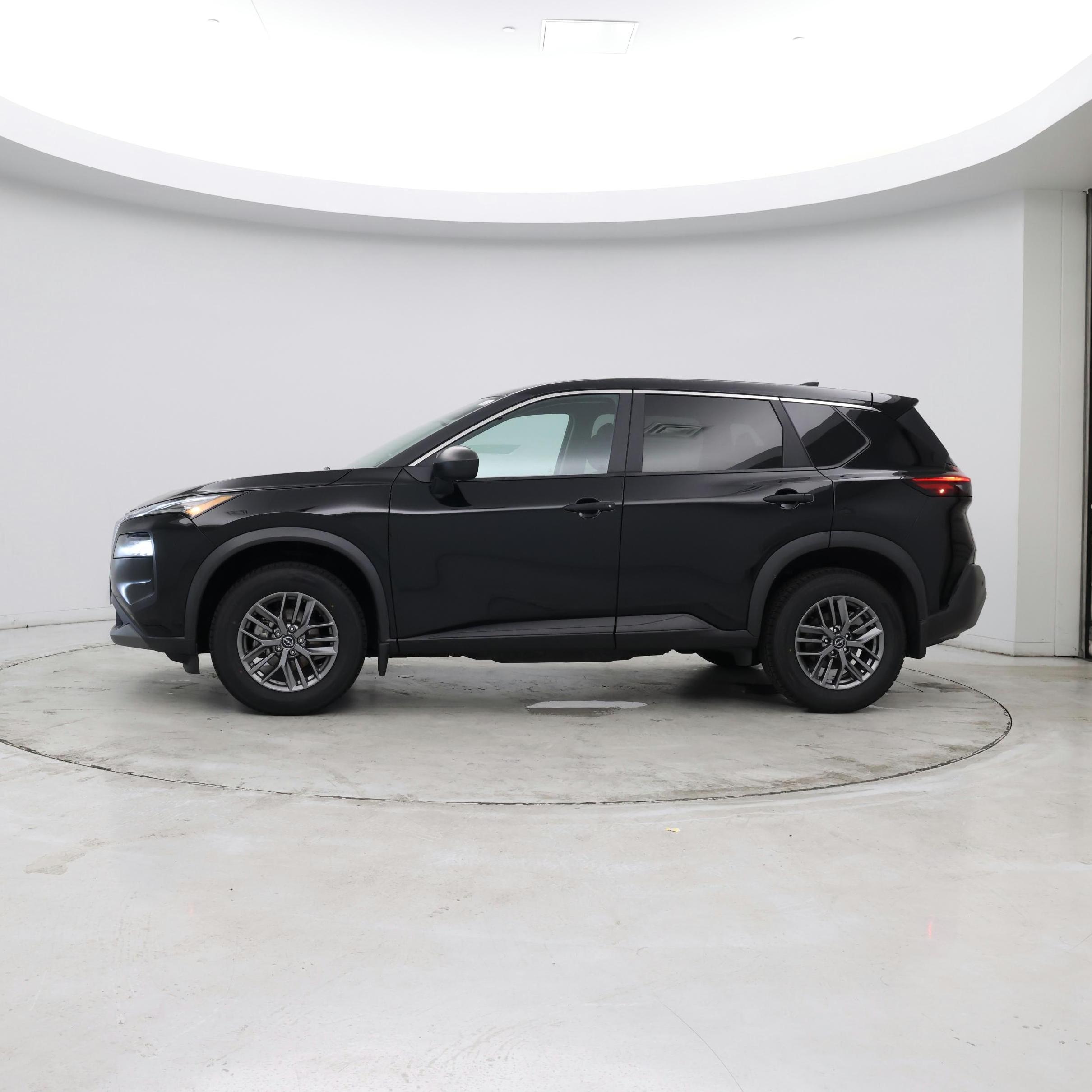 Thumbnail: 2023 Nissan Rogue - 2