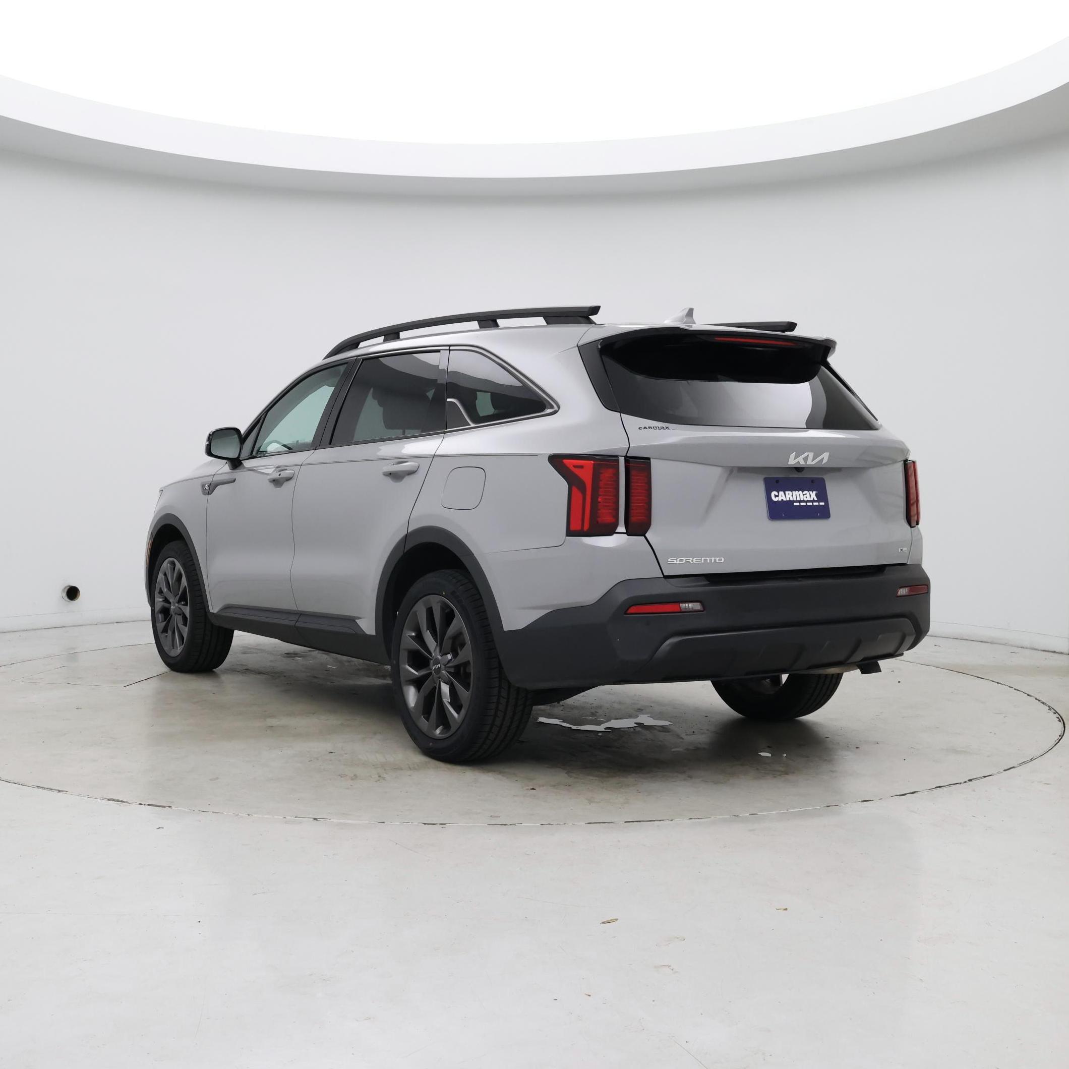 Thumbnail: 2023 Kia Sorento - 2