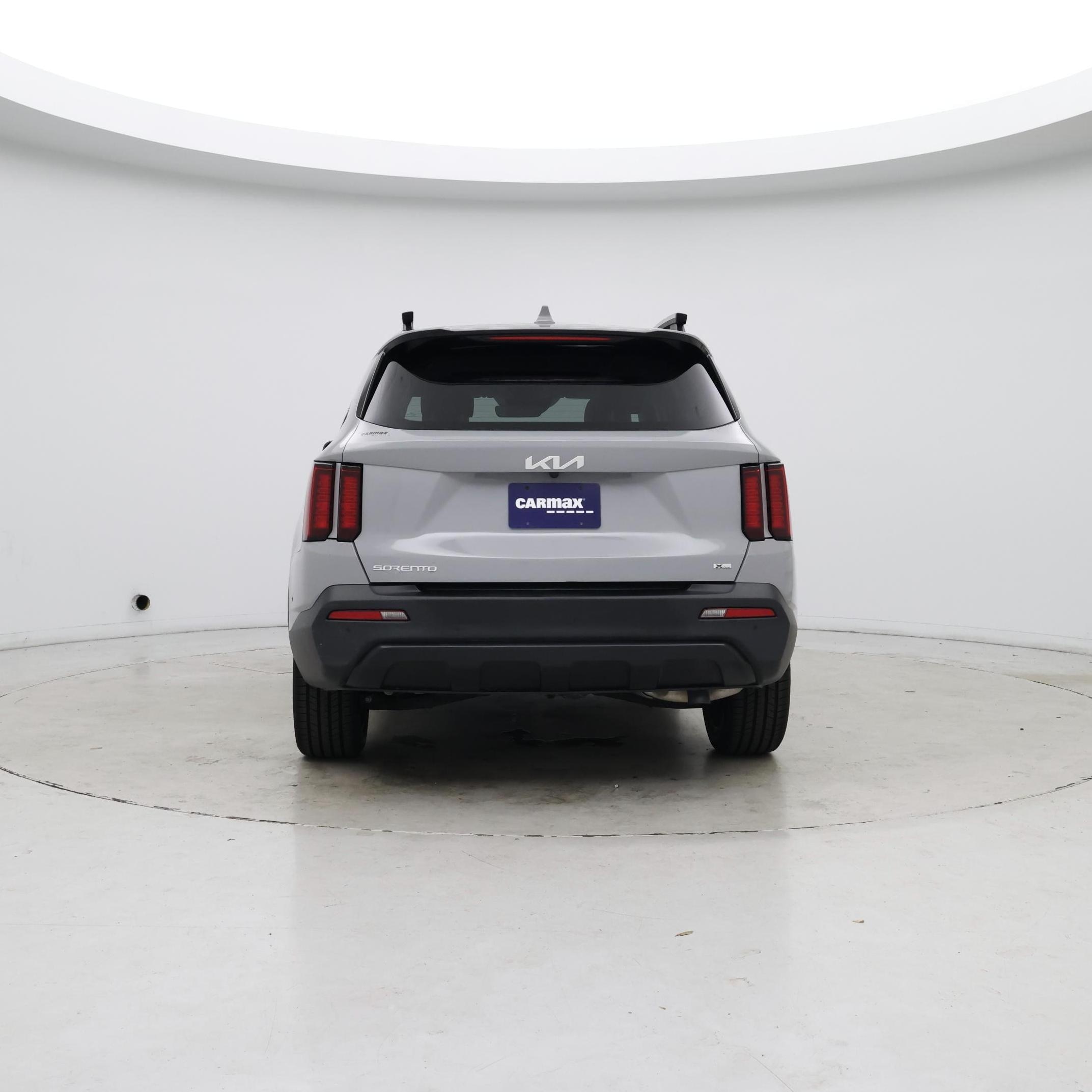 Thumbnail: 2023 Kia Sorento - 6