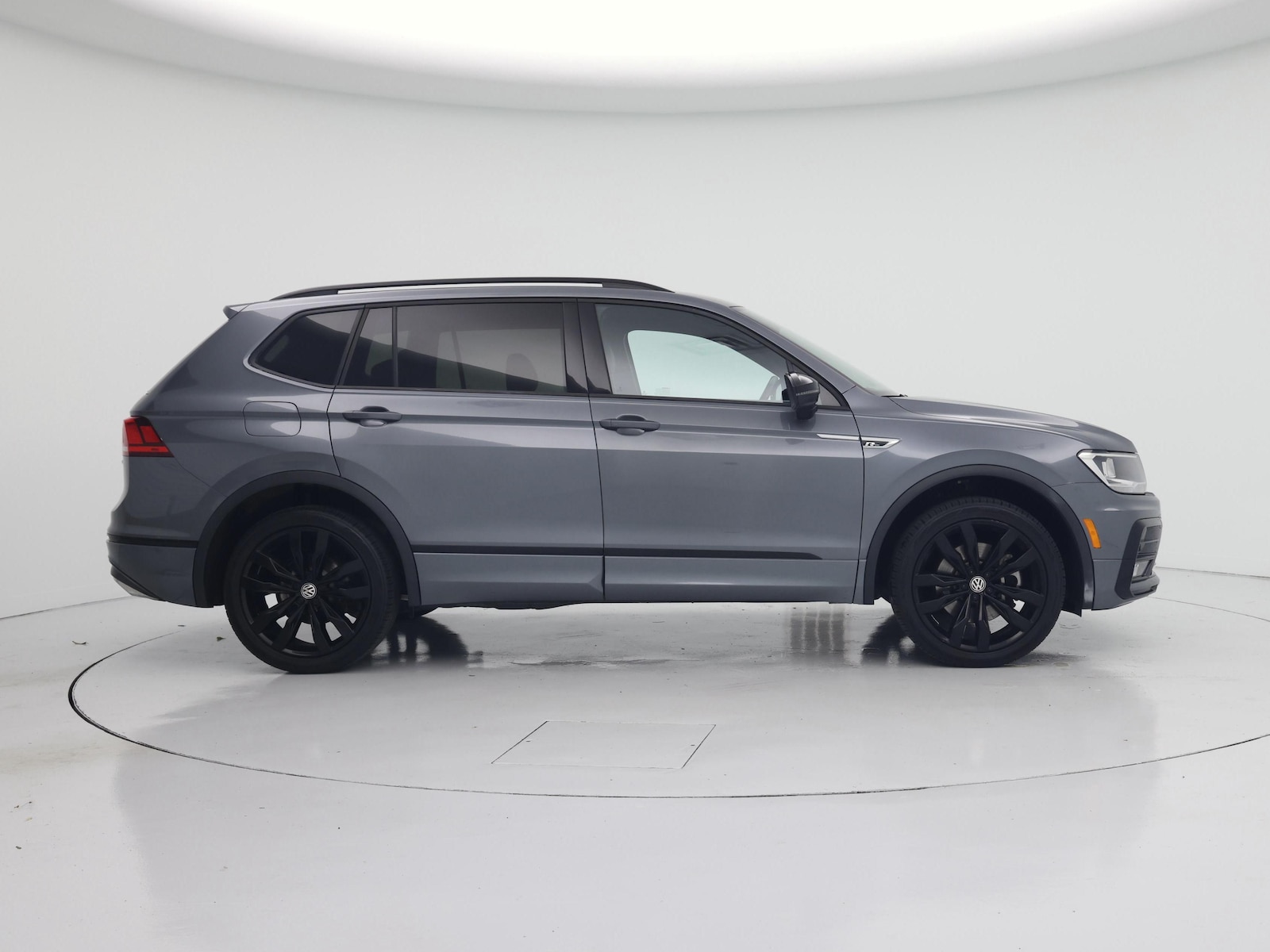 2021 Volkswagen Tiguan SE R-LINE BLACK - Photo 8