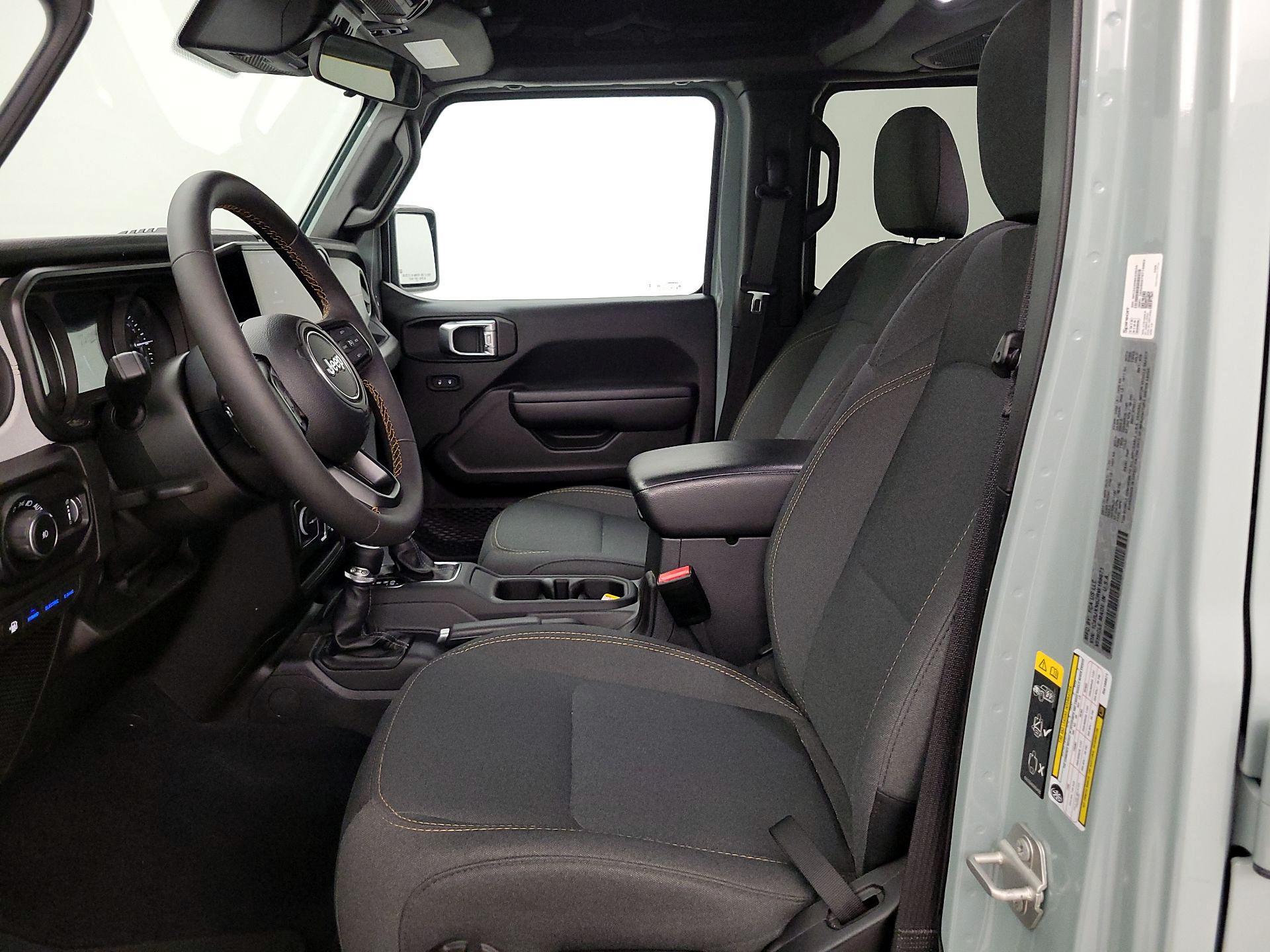 Thumbnail: 2024 Jeep Wrangler - 9