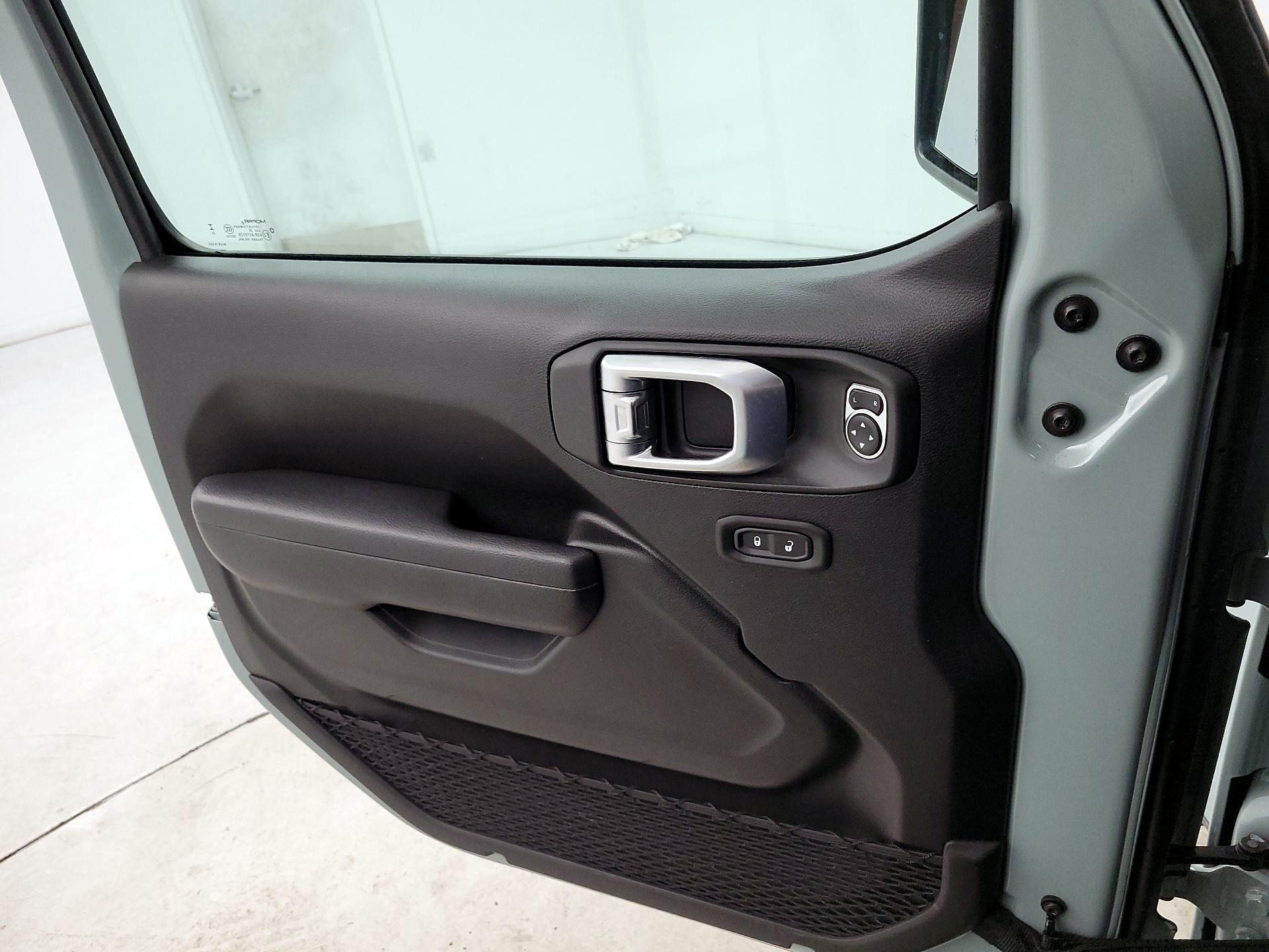Thumbnail: 2024 Jeep Wrangler - 10