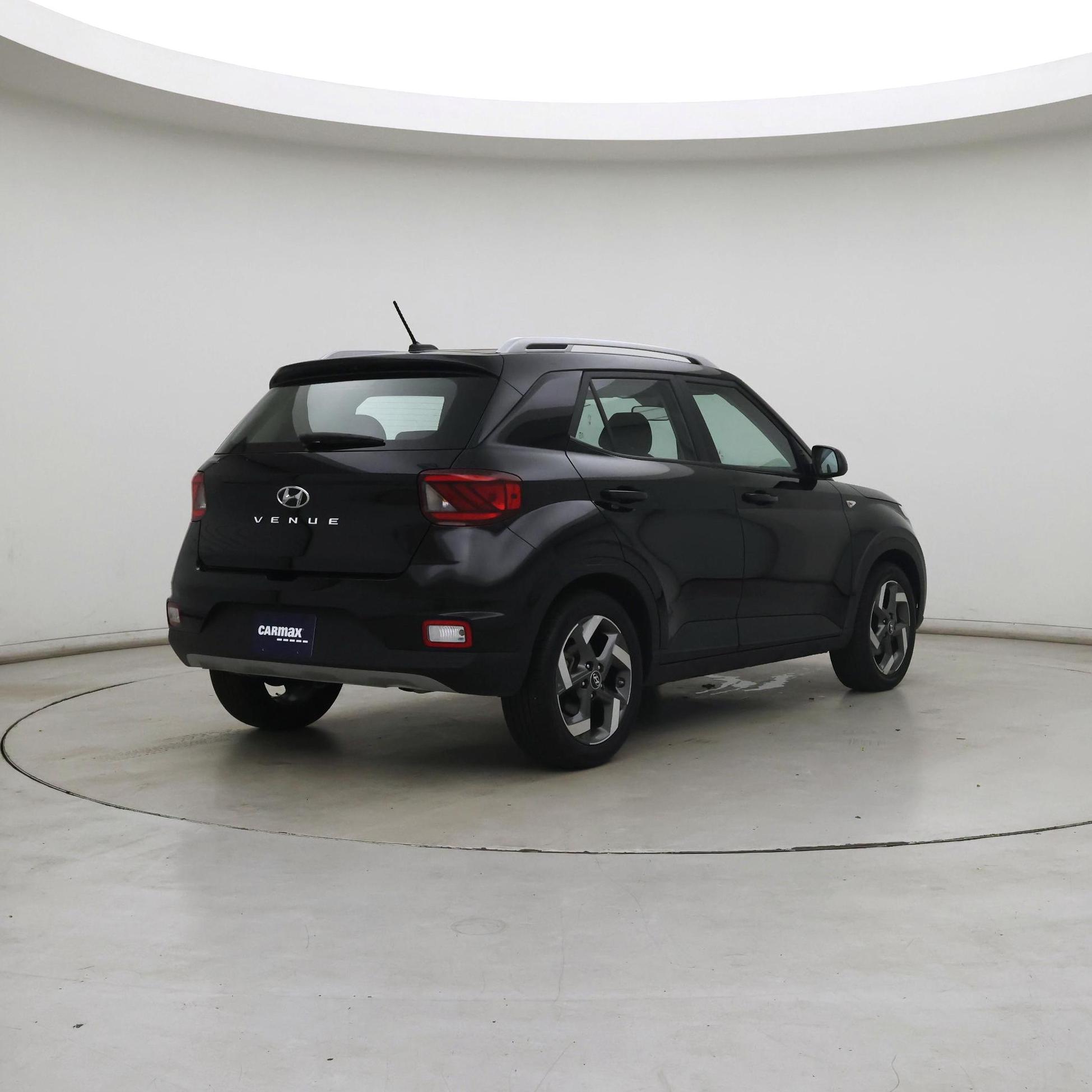 Thumbnail: 2025 Hyundai Venue - 8
