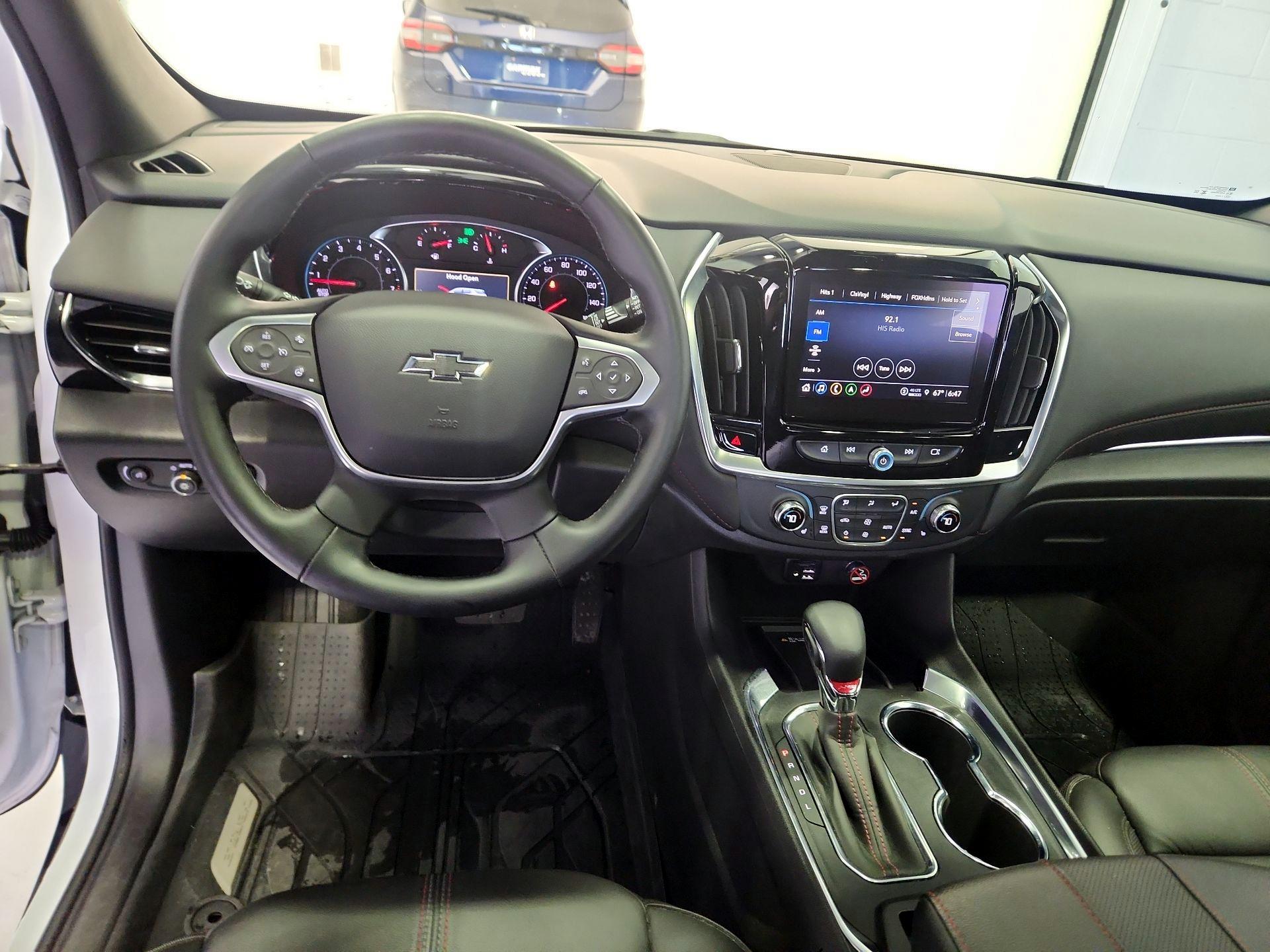 Thumbnail: 2023 Chevrolet Traverse - 9