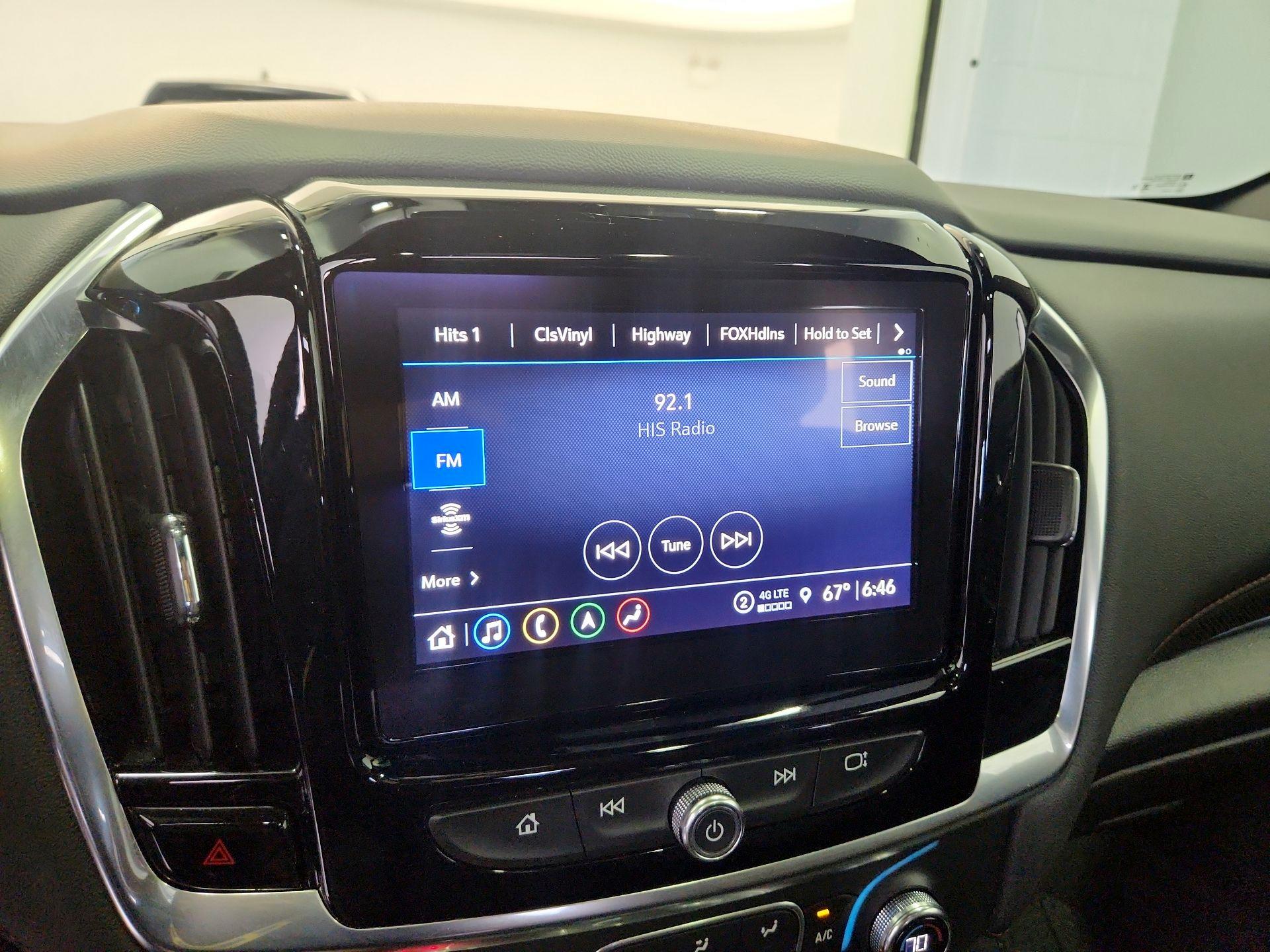 Thumbnail: 2023 Chevrolet Traverse - 15