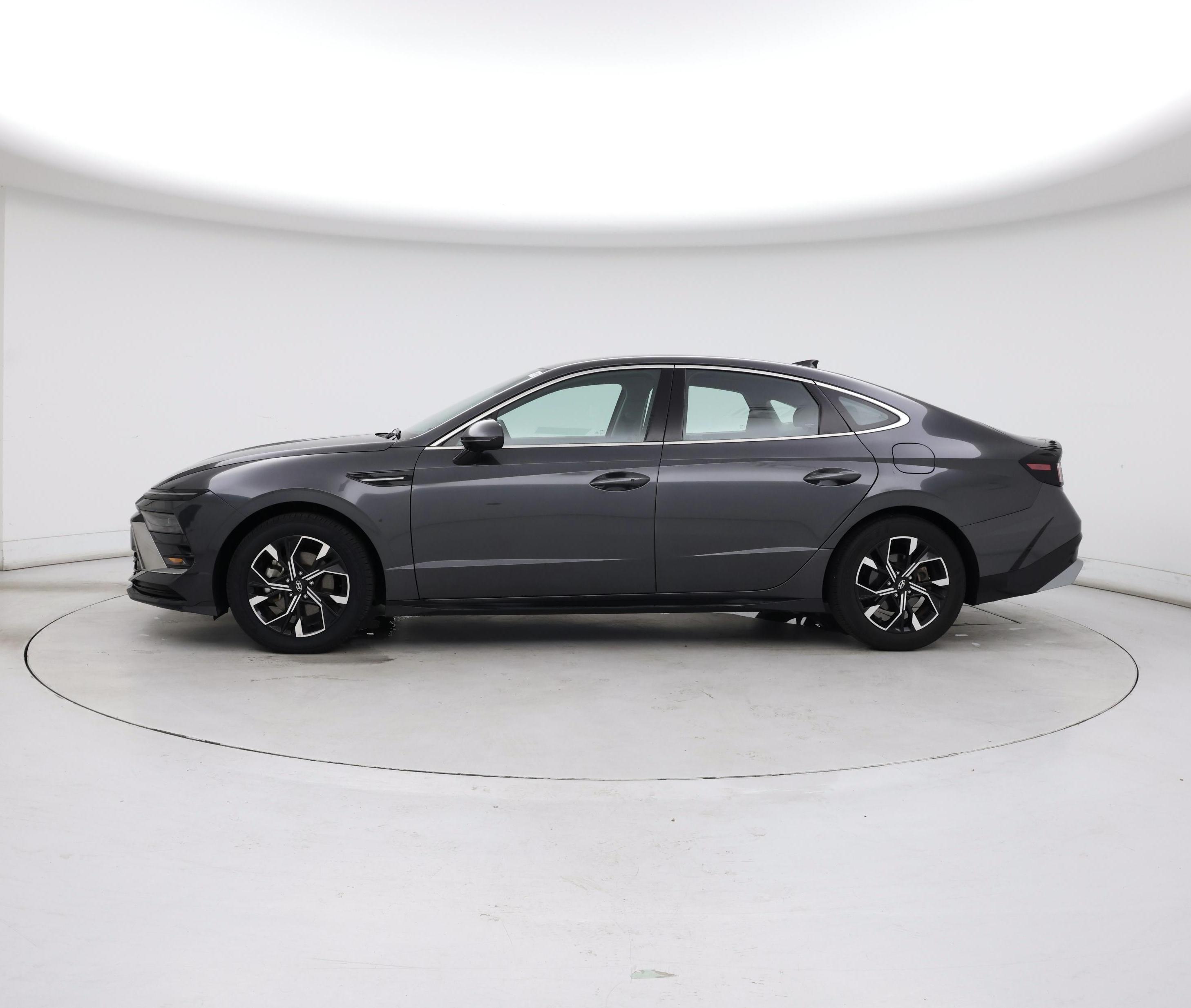 Thumbnail: 2025 Hyundai Sonata - 3