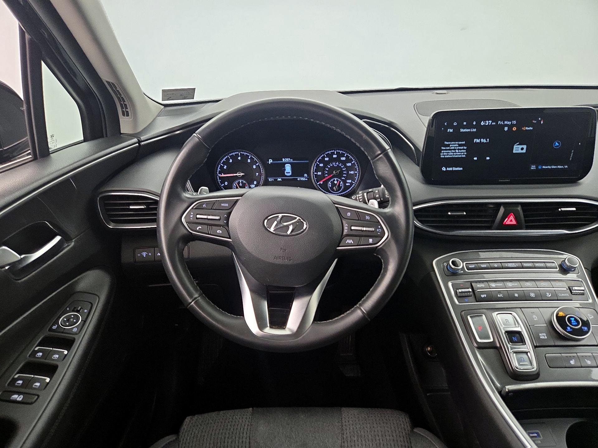 Thumbnail: 2023 Hyundai Santa Fe - 10
