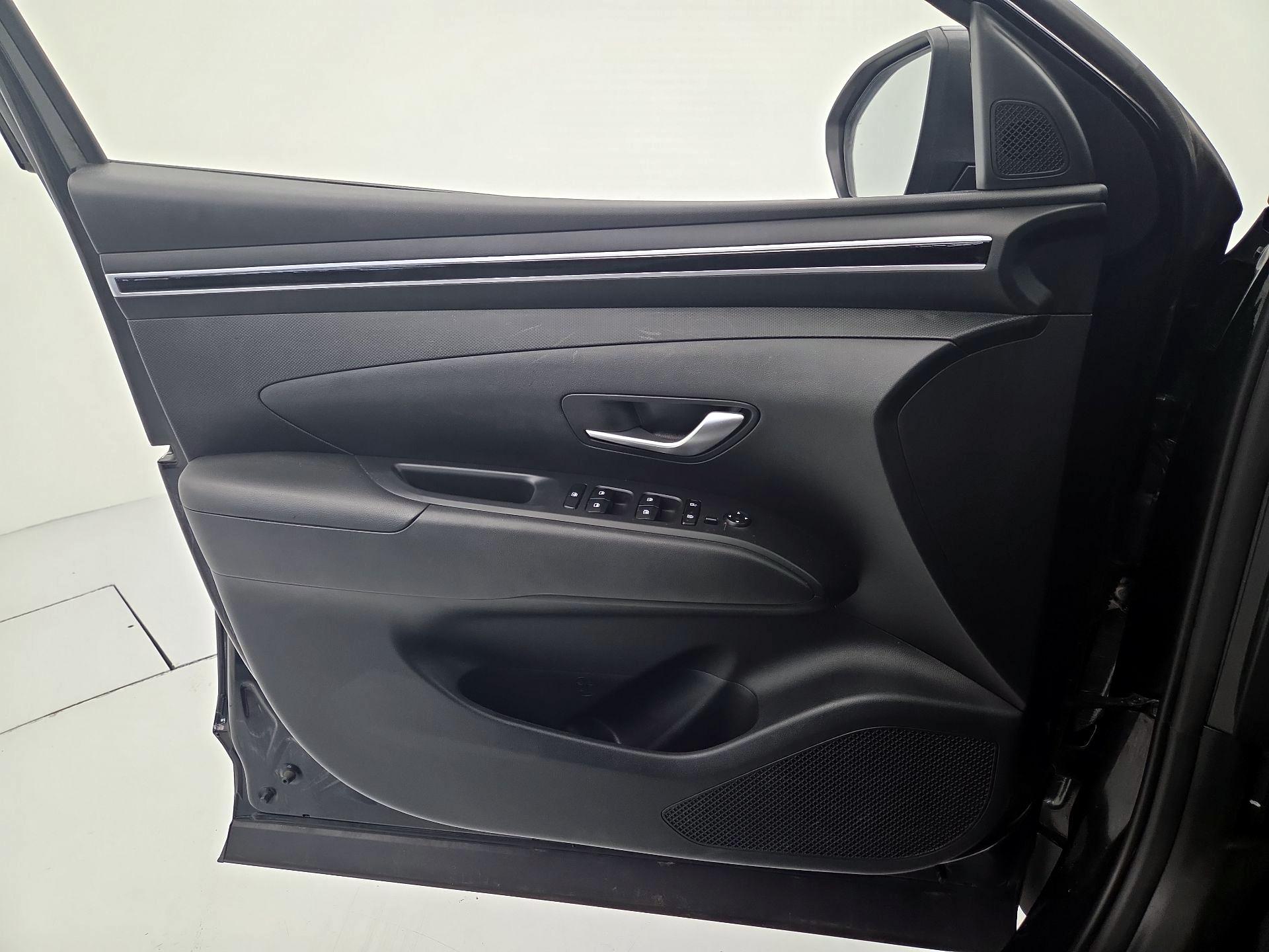 Thumbnail: 2023 Hyundai Tucson - 12