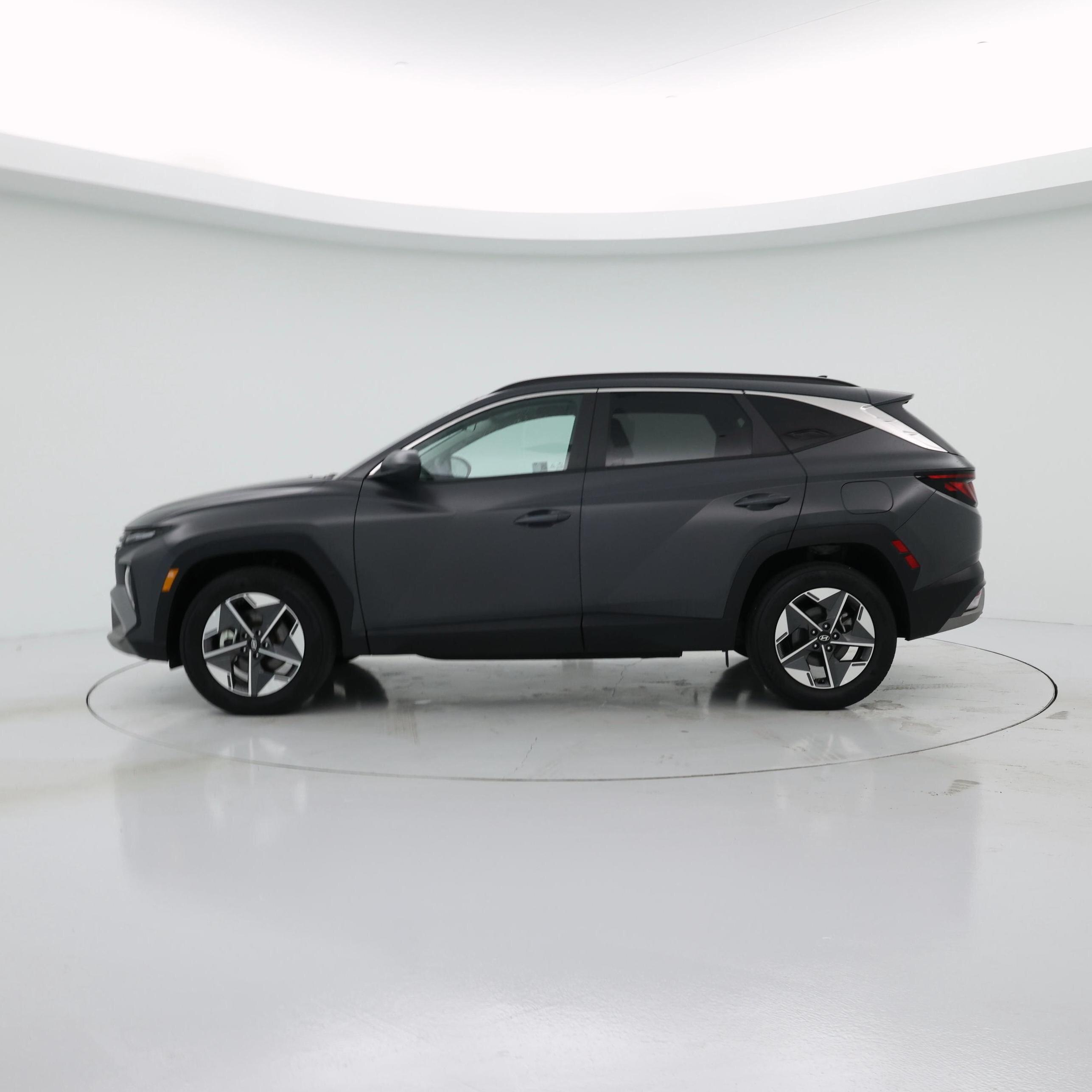 Thumbnail: 2025 Hyundai Tucson - 3