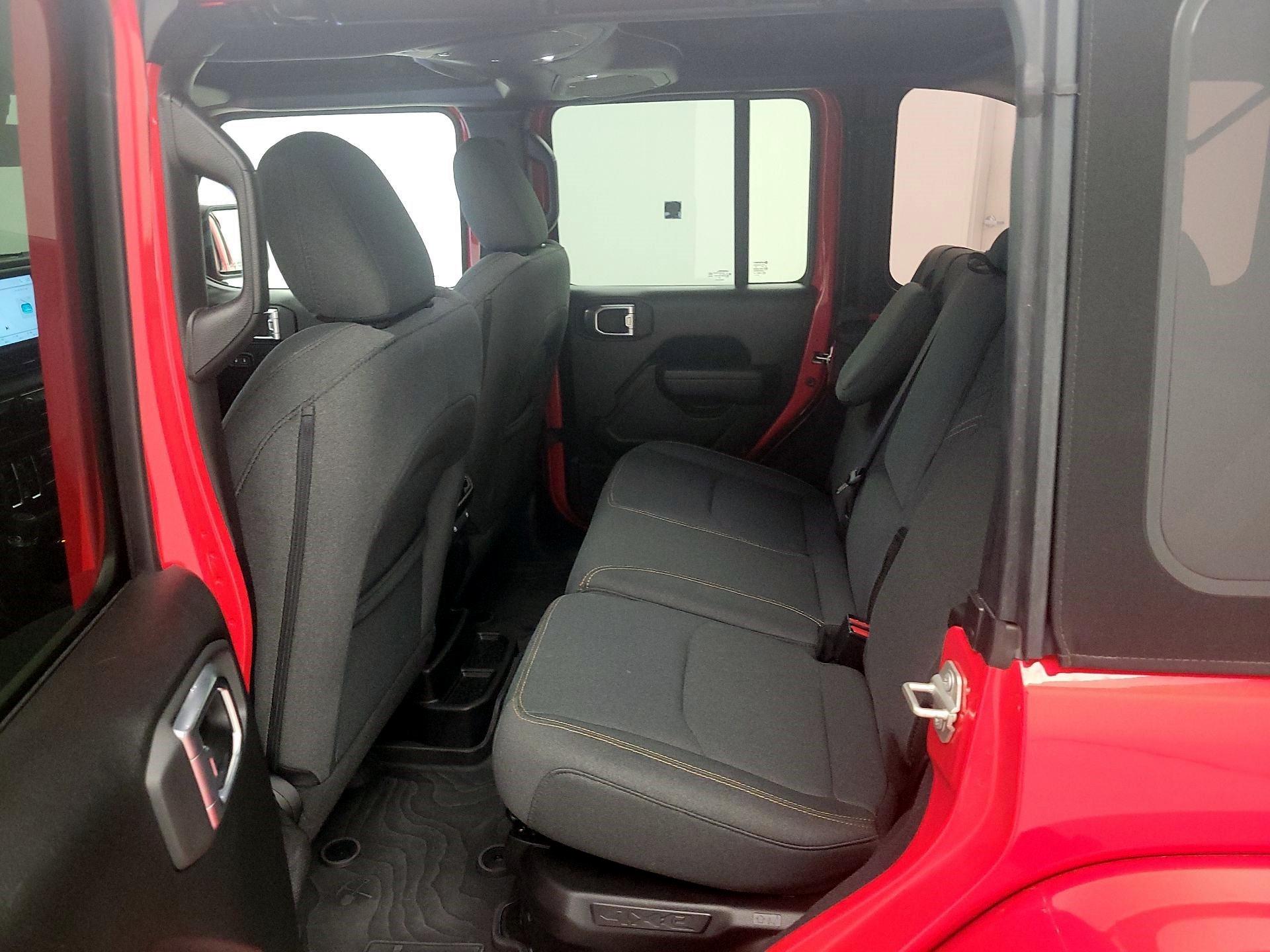 Thumbnail: 2024 Jeep Wrangler - 19