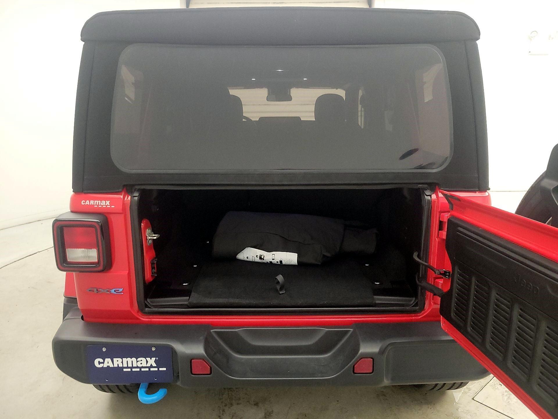 Thumbnail: 2024 Jeep Wrangler - 20
