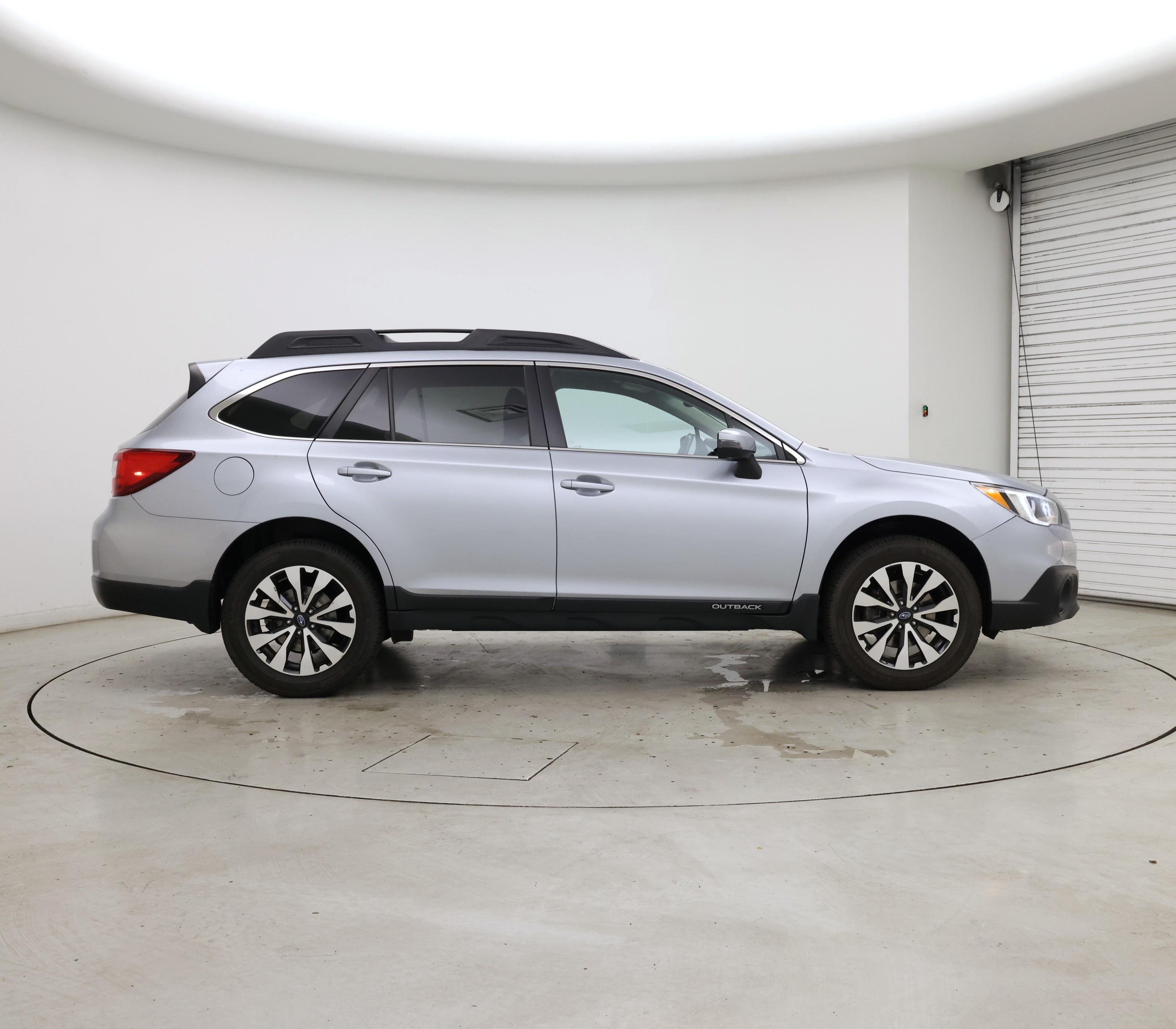 Thumbnail: 2016 Subaru Outback - 7