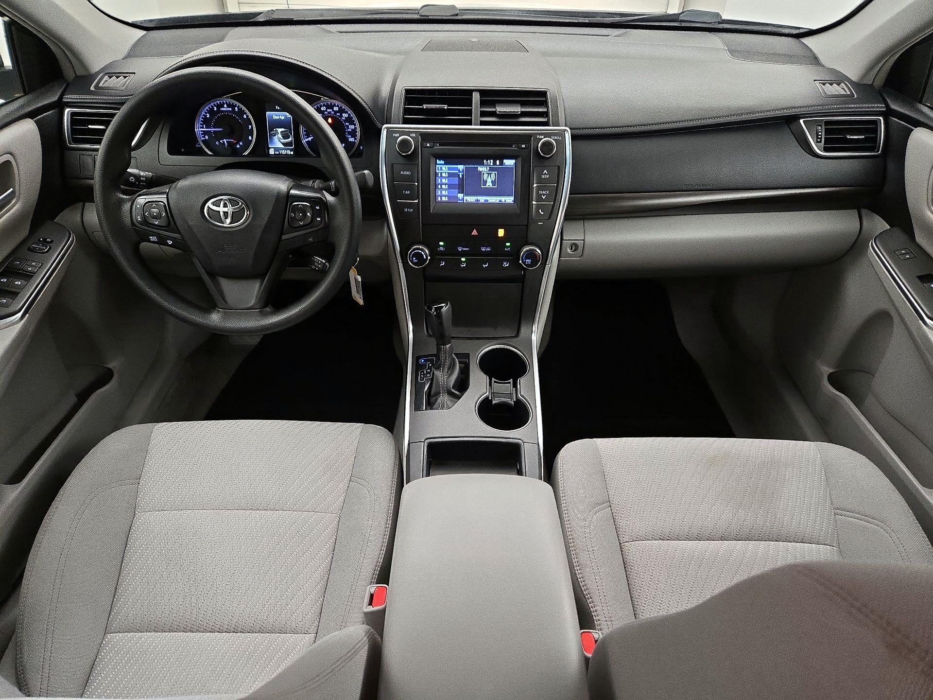Thumbnail: 2016 Toyota Camry - 9