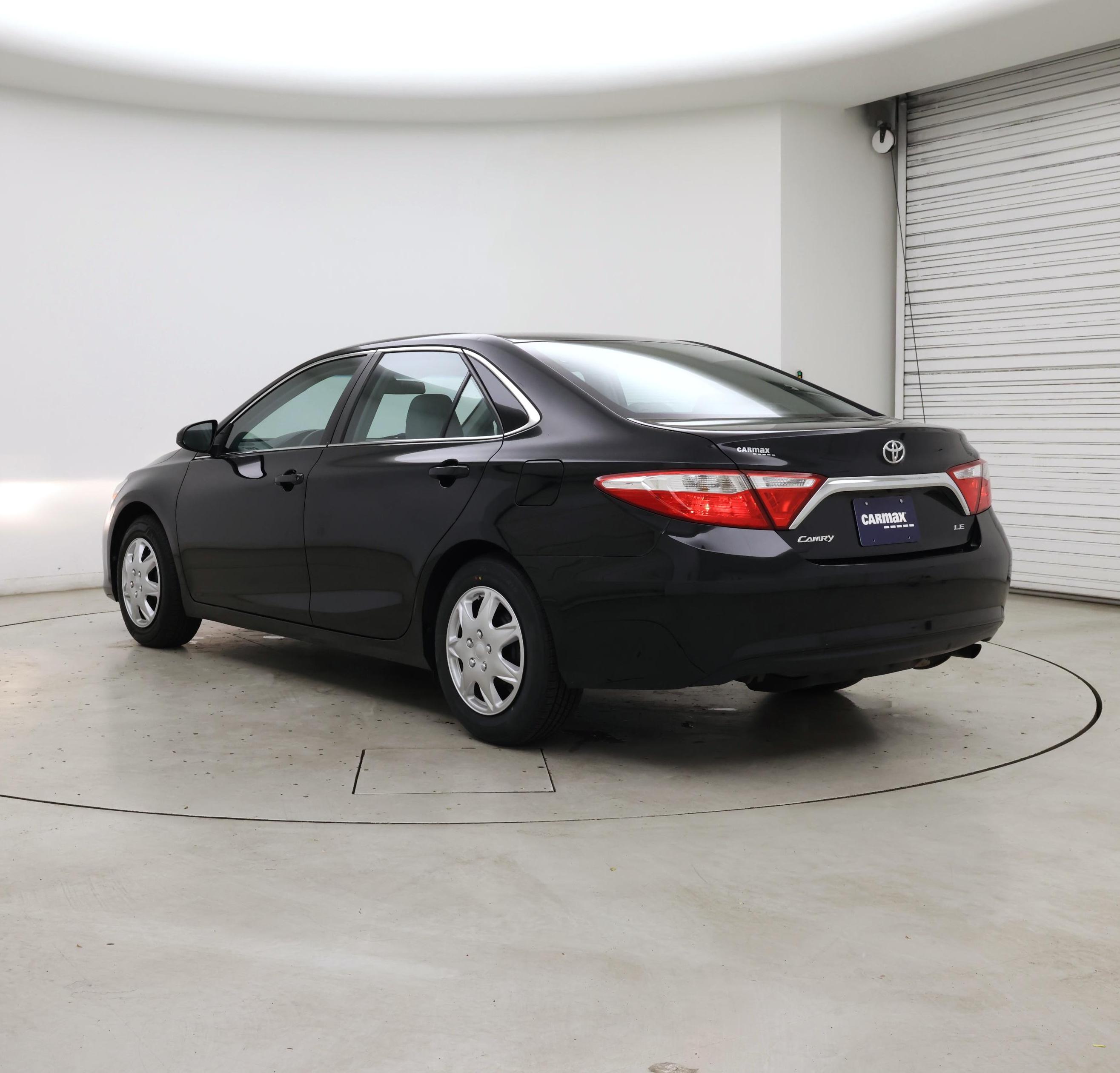 Thumbnail: 2016 Toyota Camry - 2
