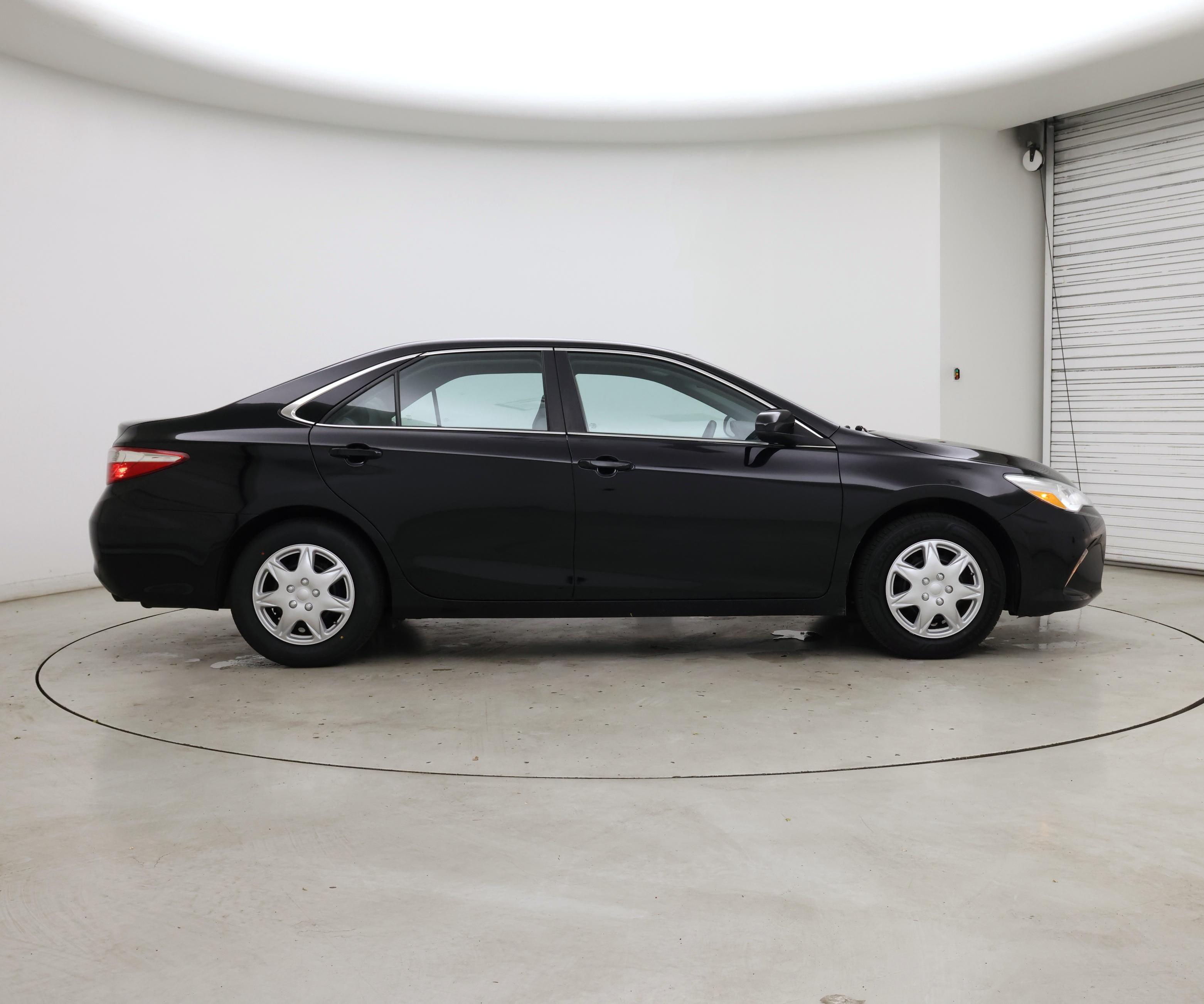 Thumbnail: 2016 Toyota Camry - 7