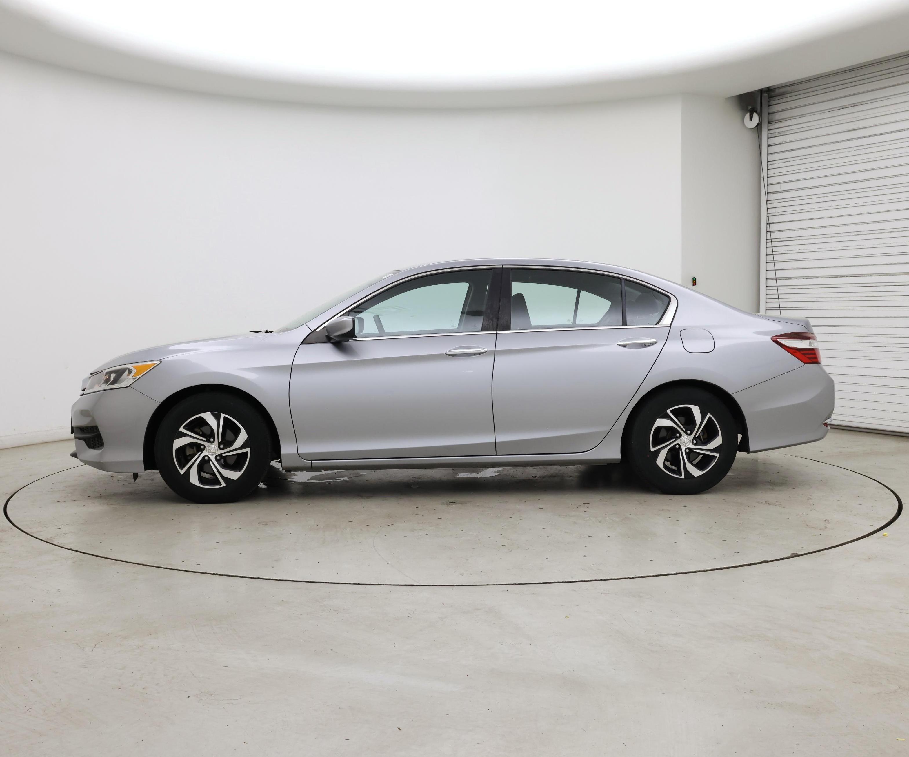 Thumbnail: 2016 Honda Accord - 3