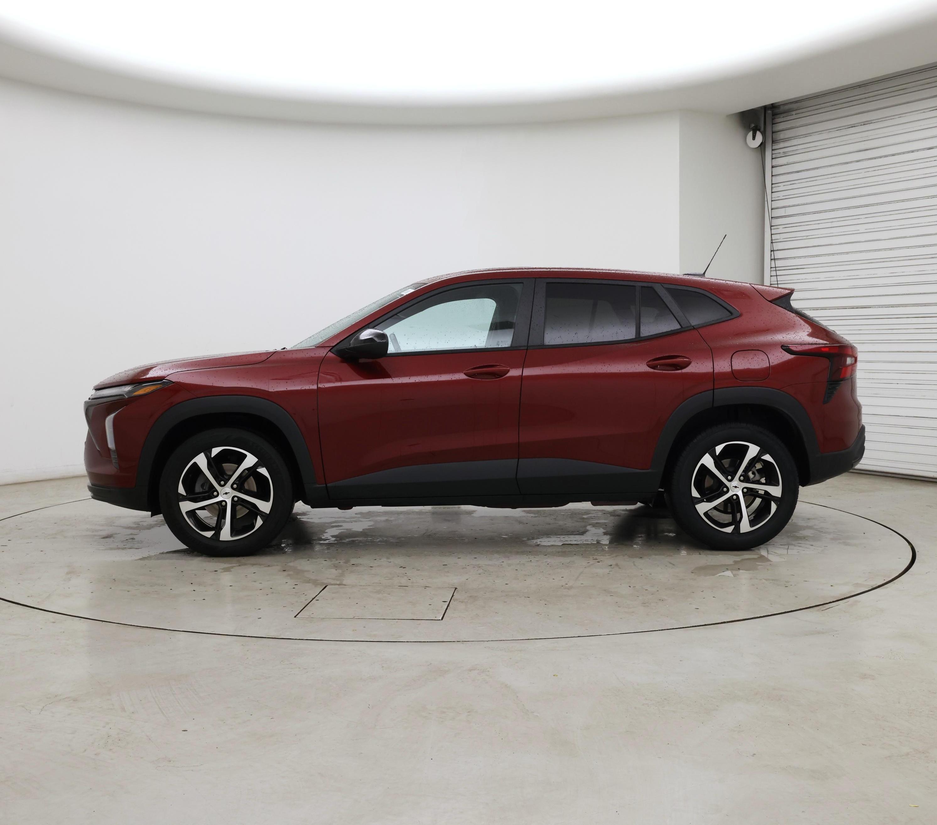 Thumbnail: 2024 Chevrolet Trax - 3