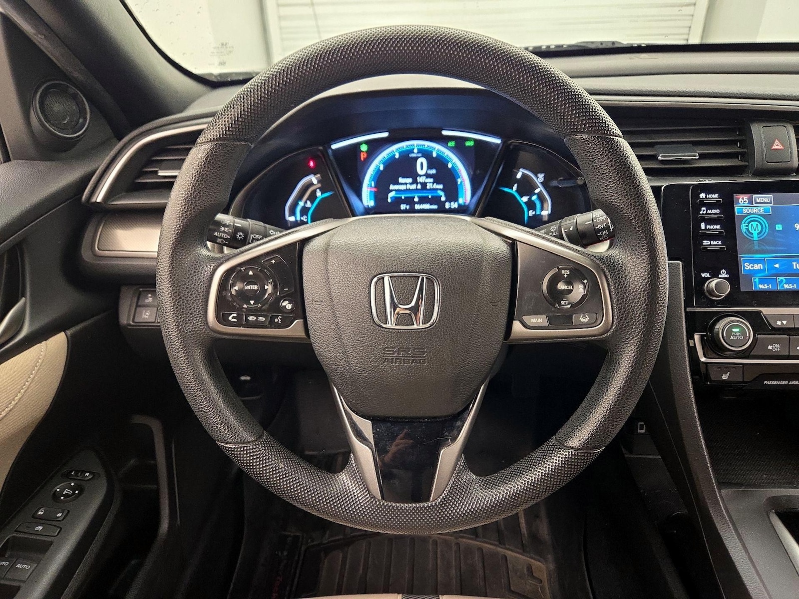 2019 Honda Civic Hatchback EX - Photo 11