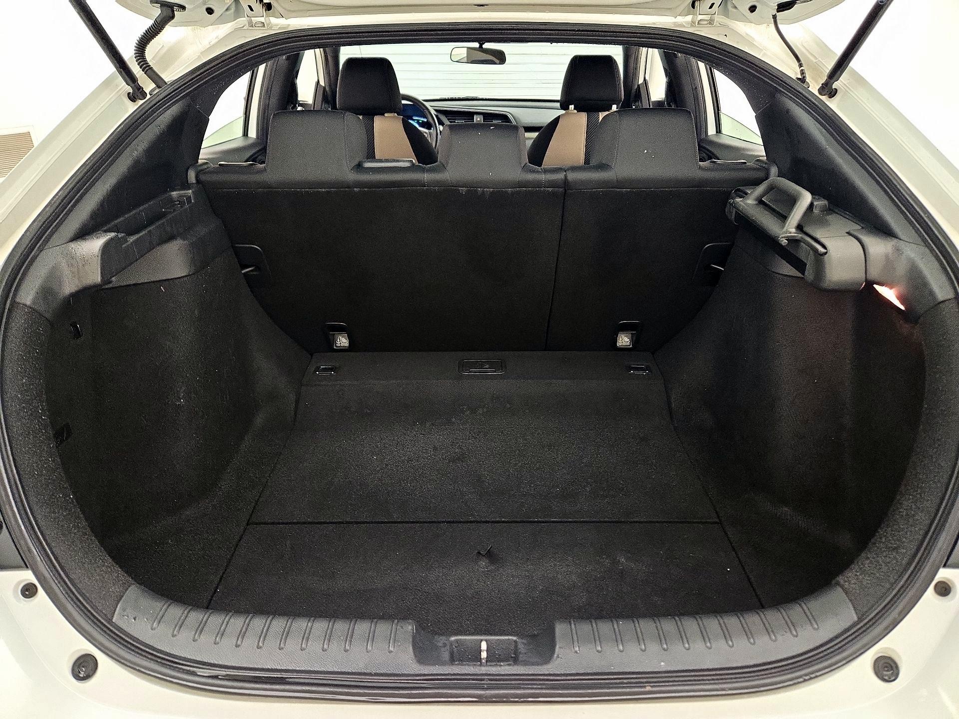 Thumbnail: 2019 Honda Civic - 16