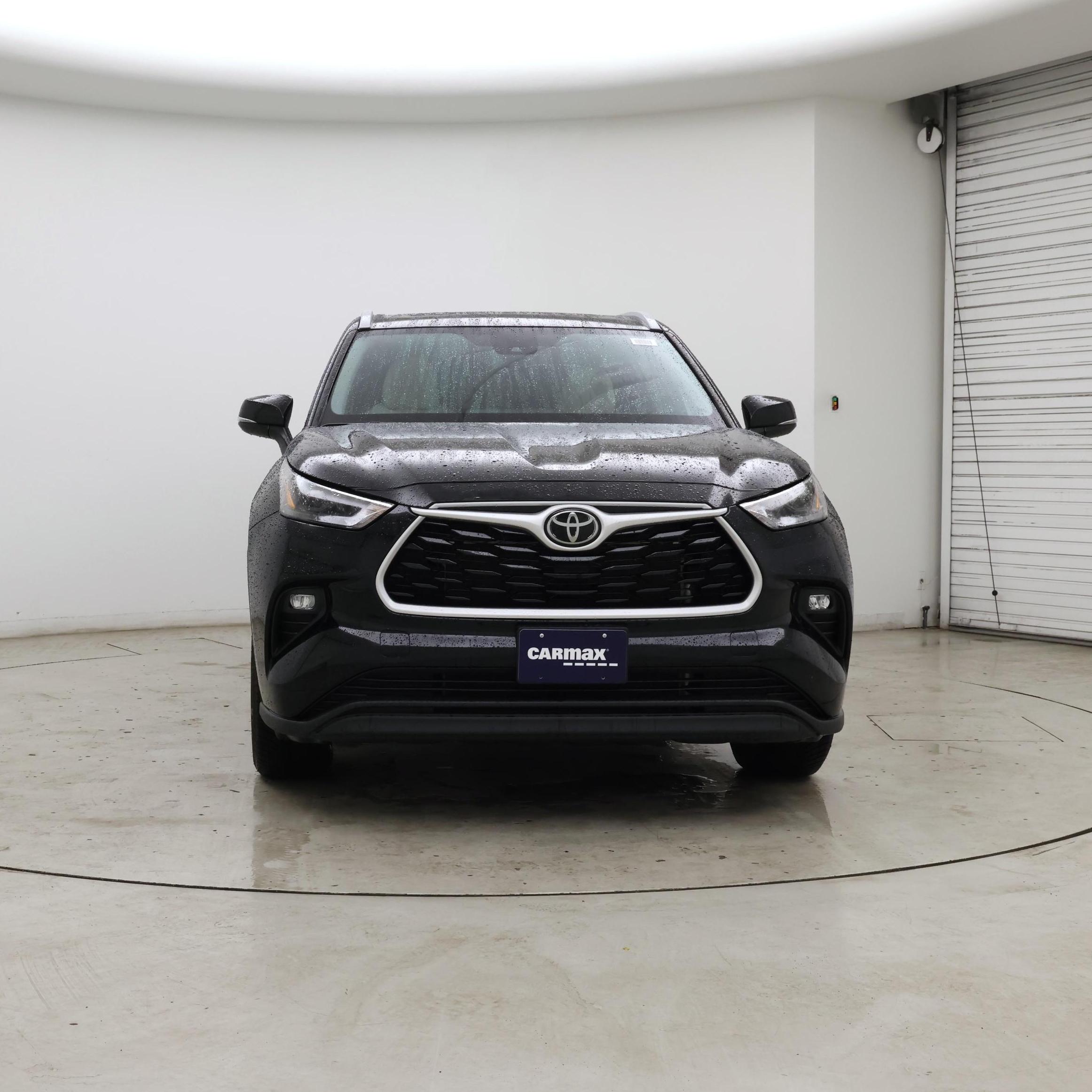 Thumbnail: 2023 Toyota Highlander - 5