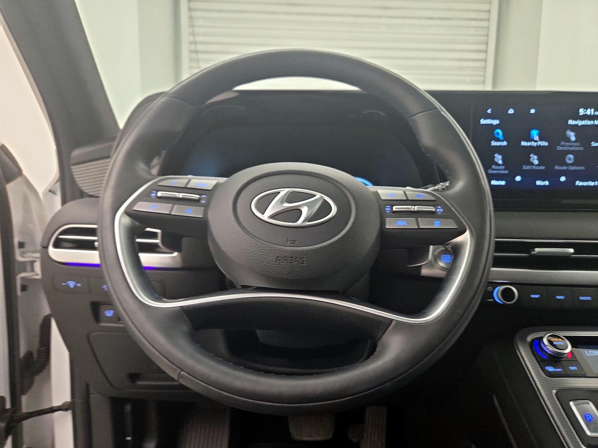 Thumbnail: 2023 Hyundai Palisade - 10