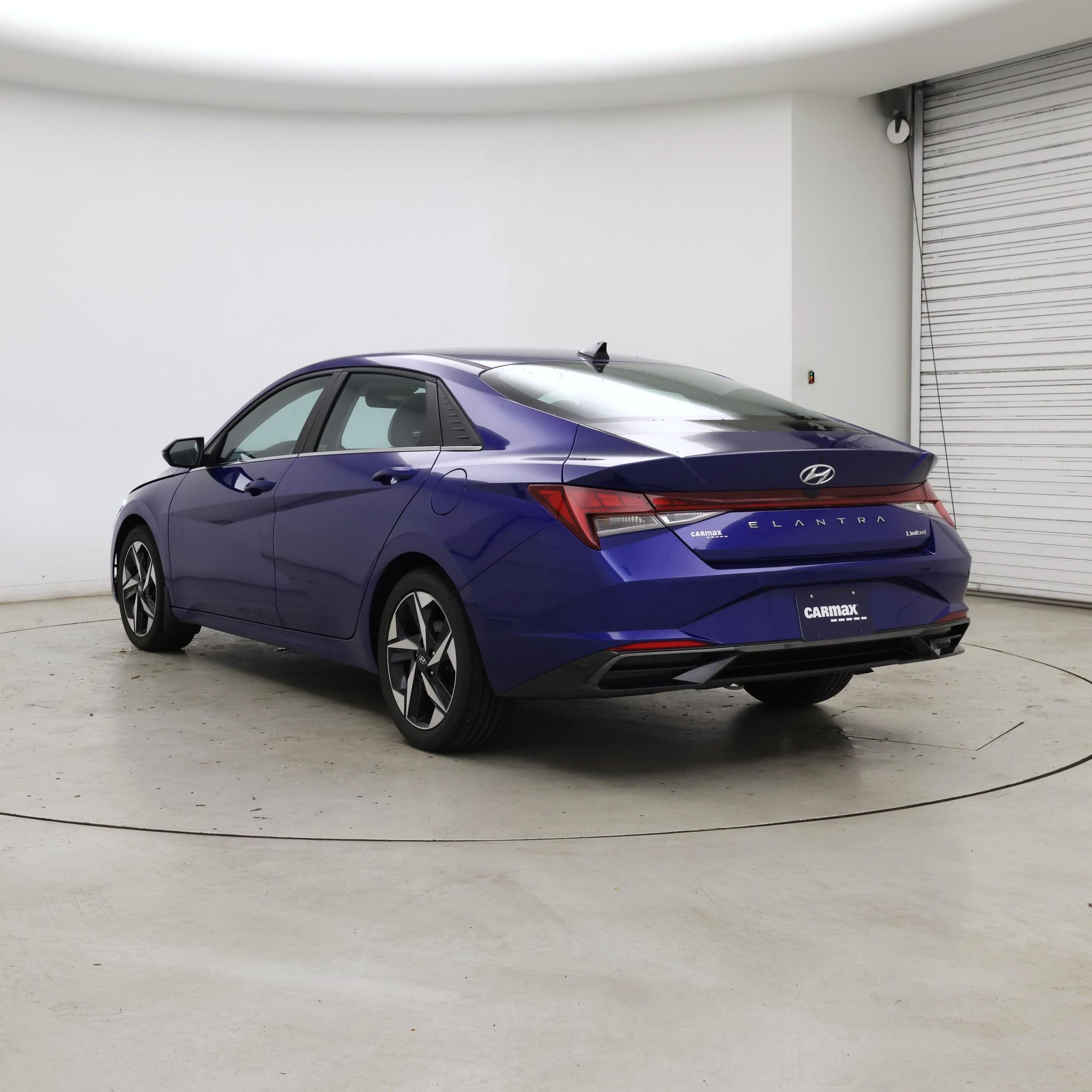 Thumbnail: 2023 Hyundai Elantra - 2
