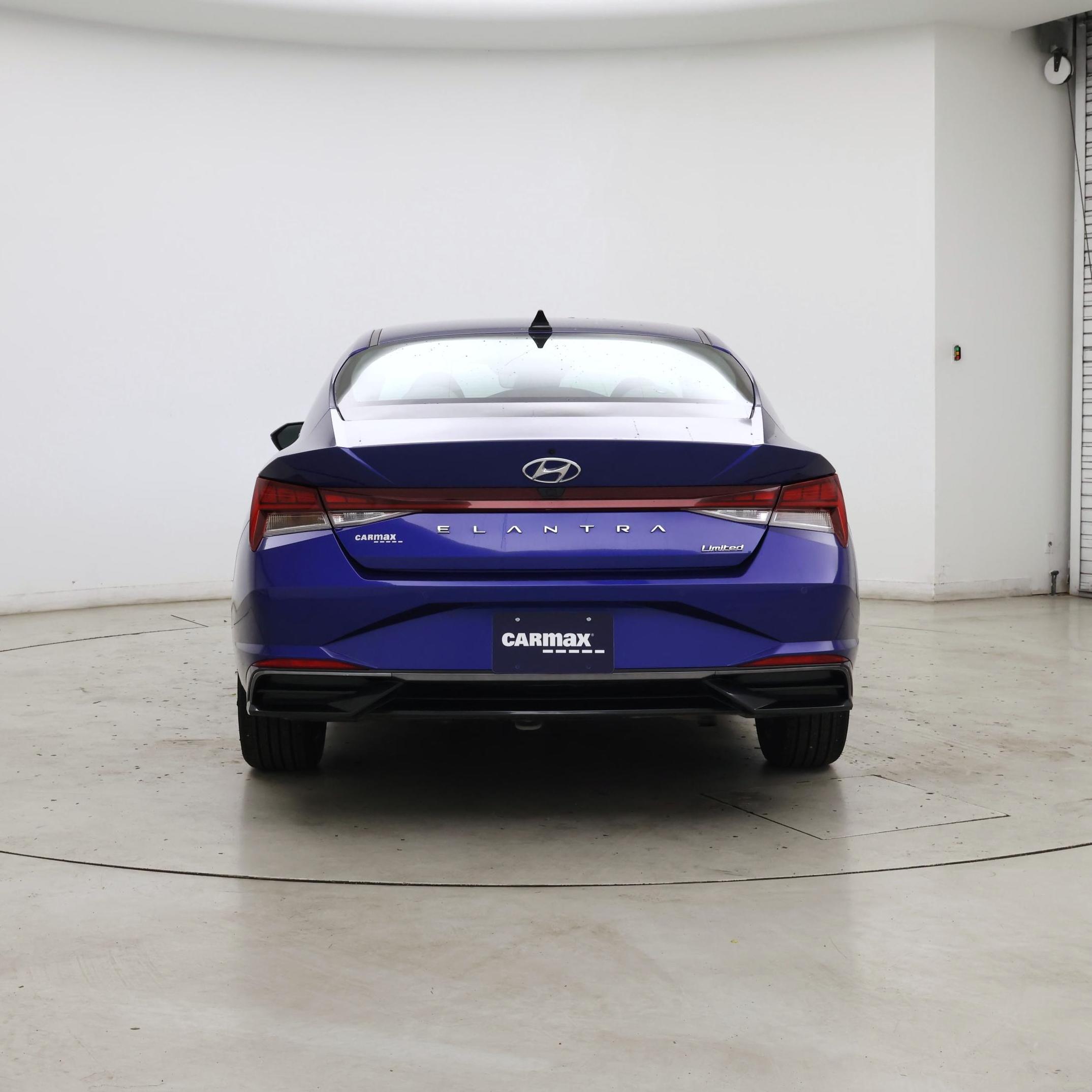 Thumbnail: 2023 Hyundai Elantra - 6