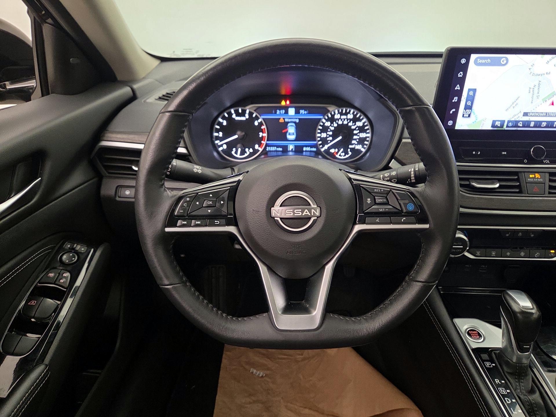 Thumbnail: 2023 Nissan Altima - 10