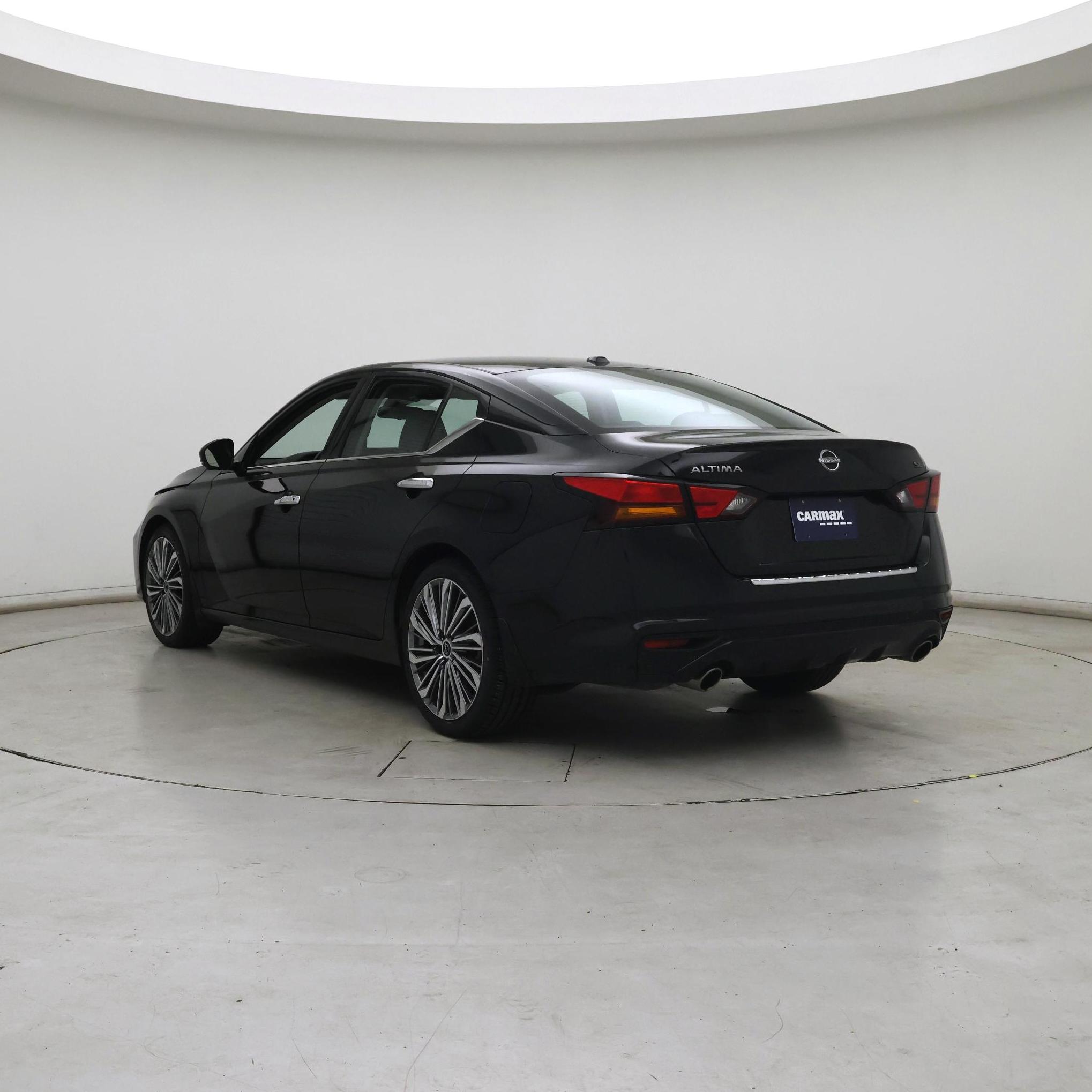 Thumbnail: 2023 Nissan Altima - 2