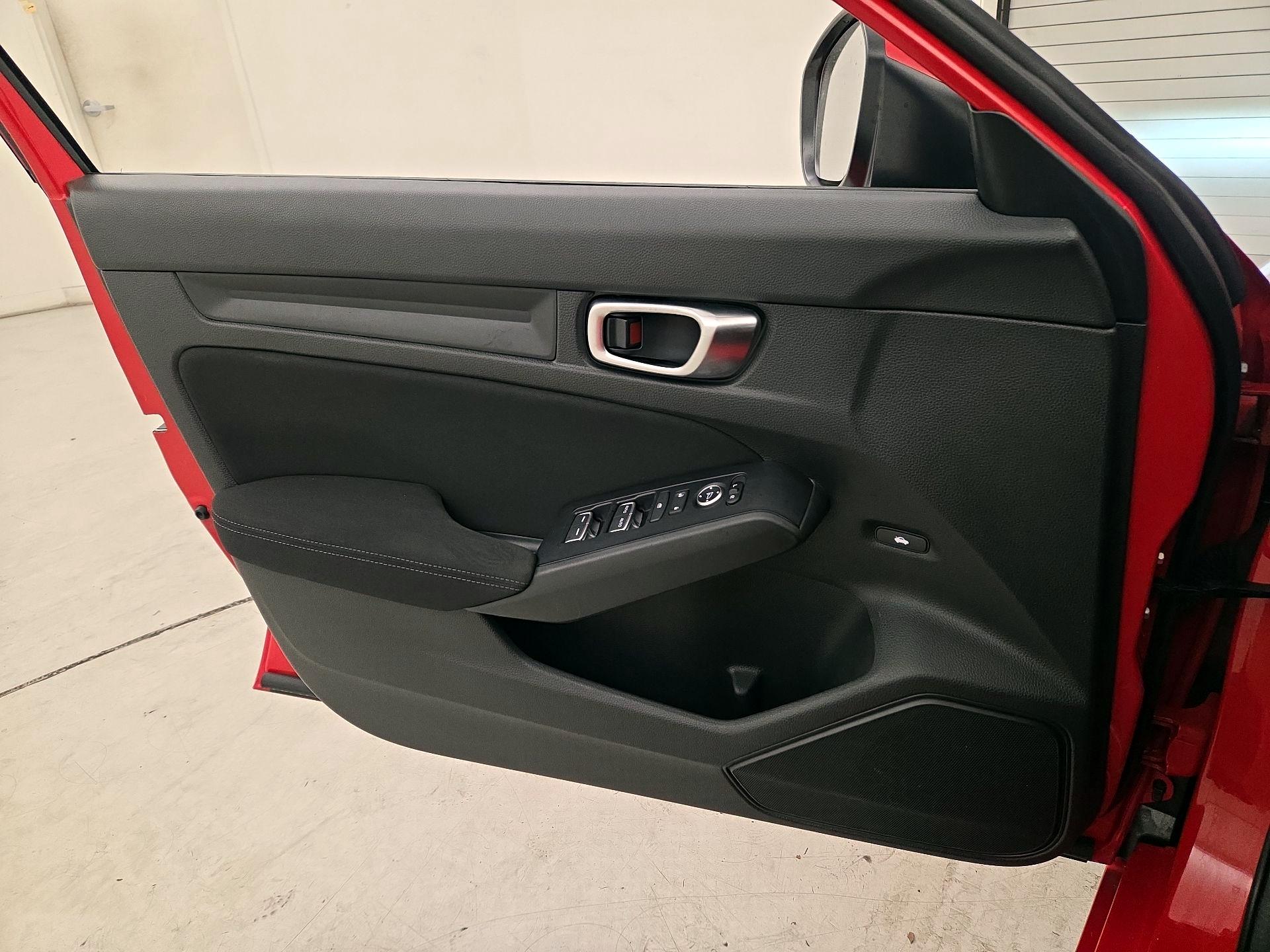 Thumbnail: 2024 Honda Civic - 12
