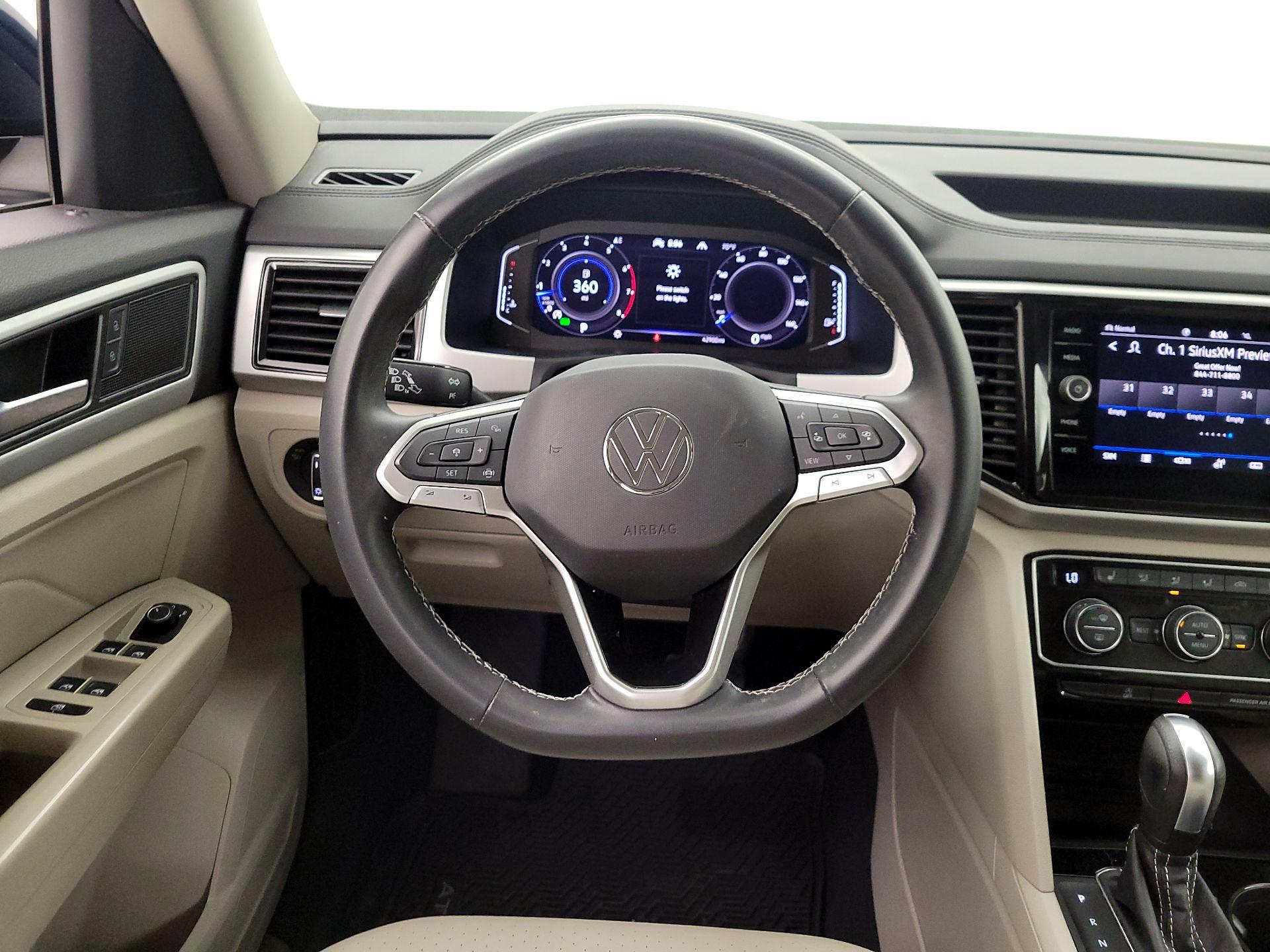 Thumbnail: 2022 Volkswagen Atlas - 10