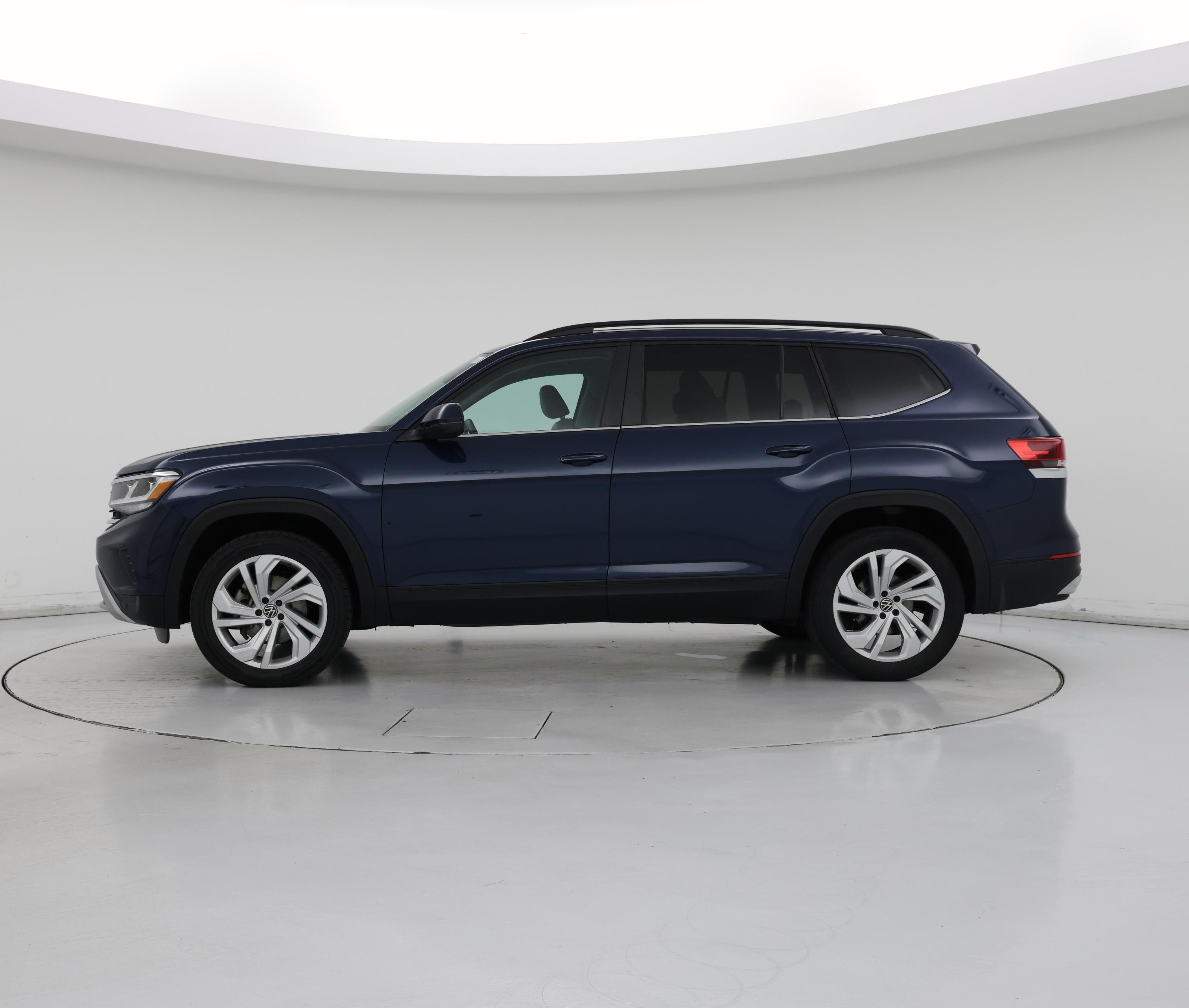 Thumbnail: 2022 Volkswagen Atlas - 3