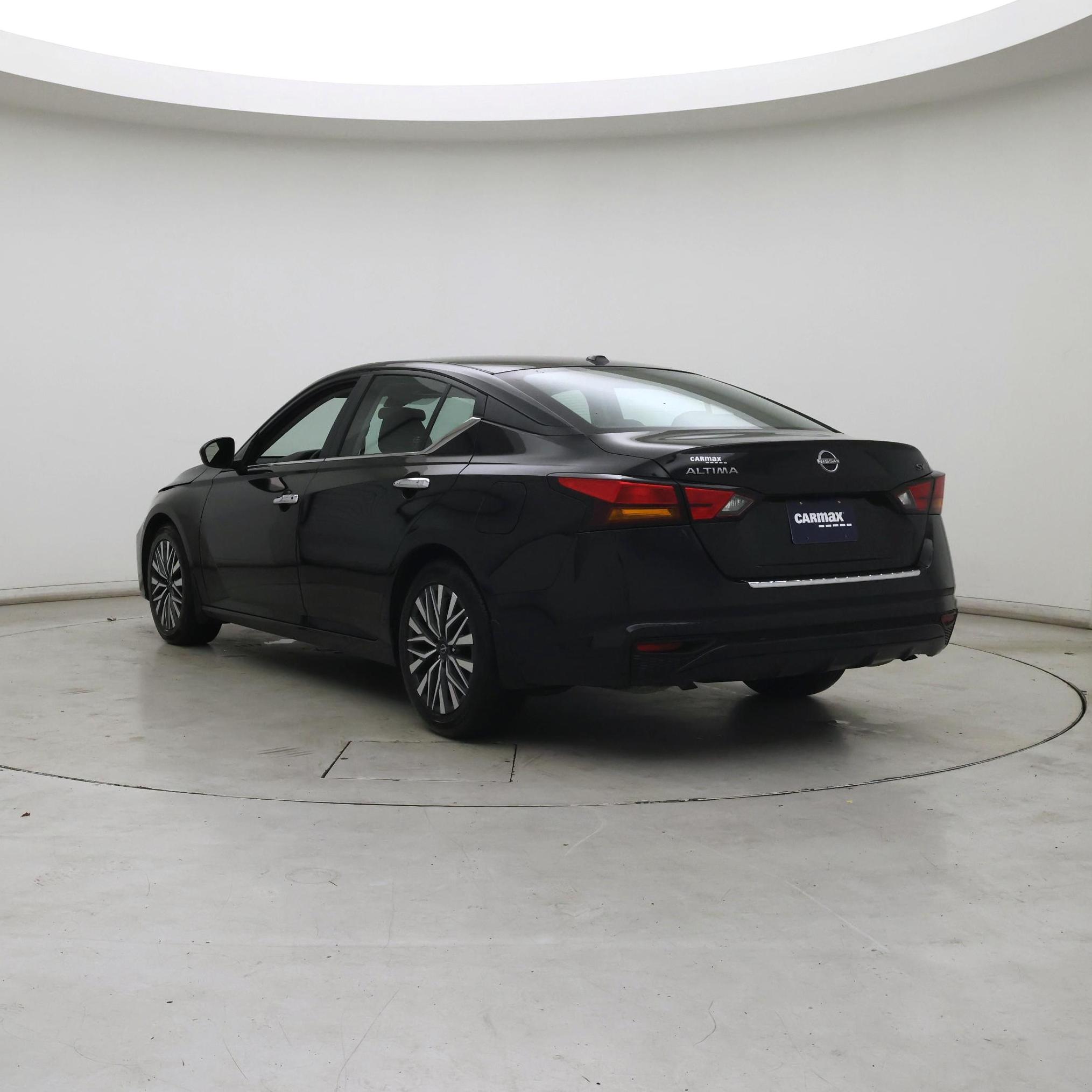 Thumbnail: 2023 Nissan Altima - 2