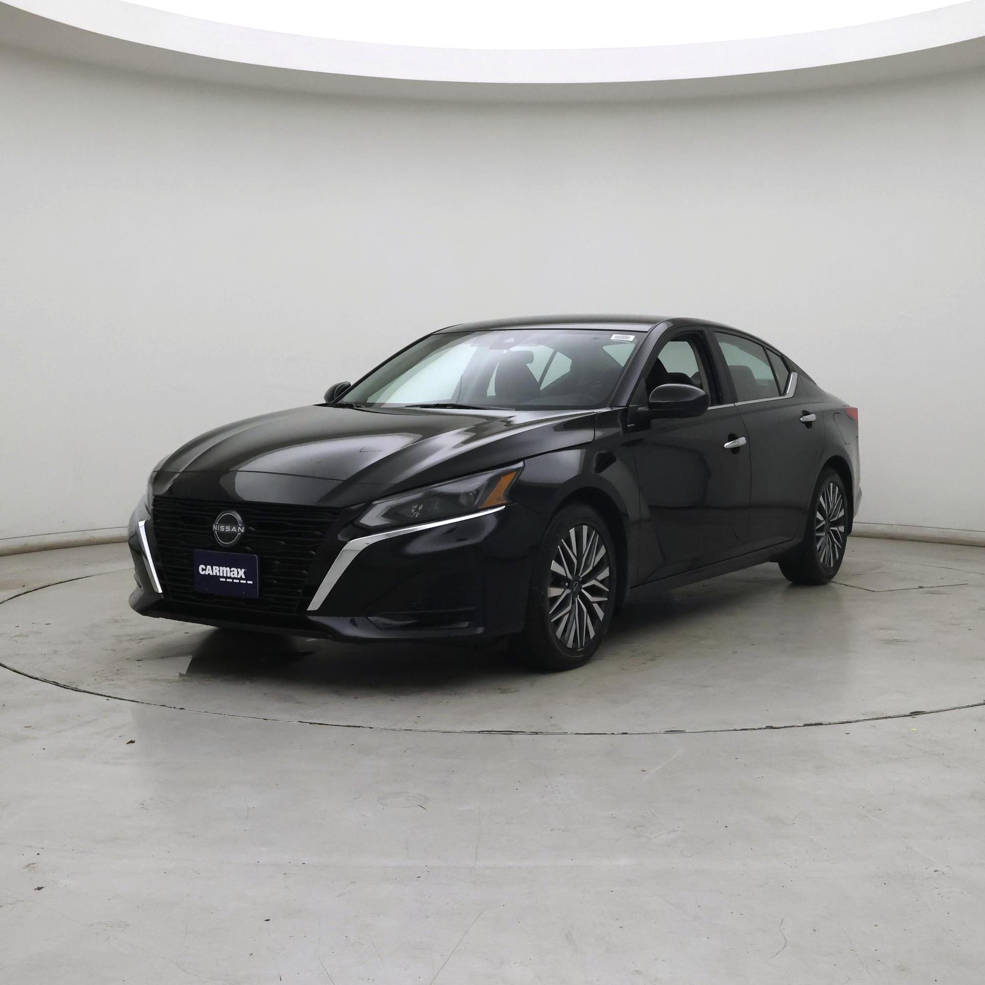 Thumbnail: 2023 Nissan Altima - 4