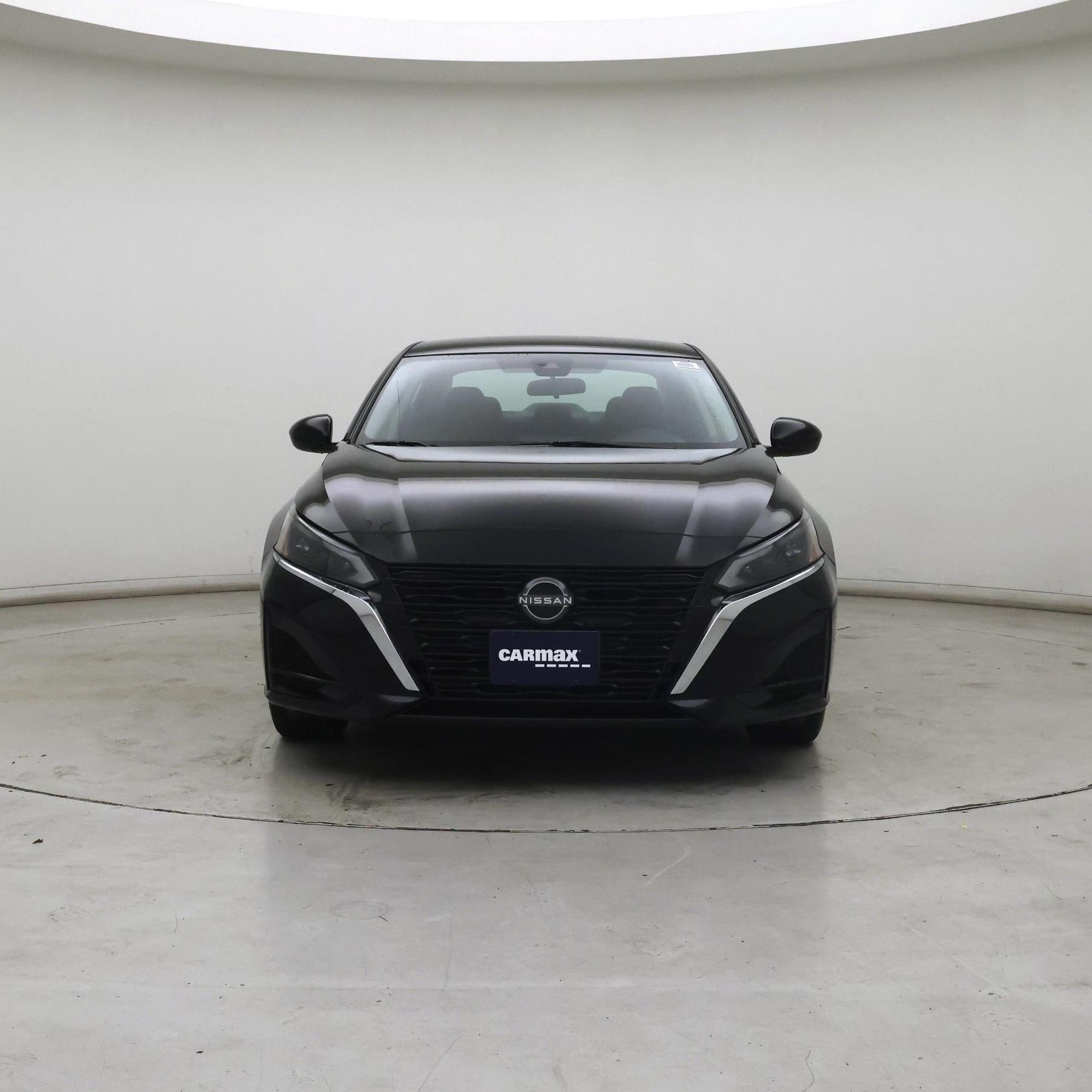 Thumbnail: 2023 Nissan Altima - 5