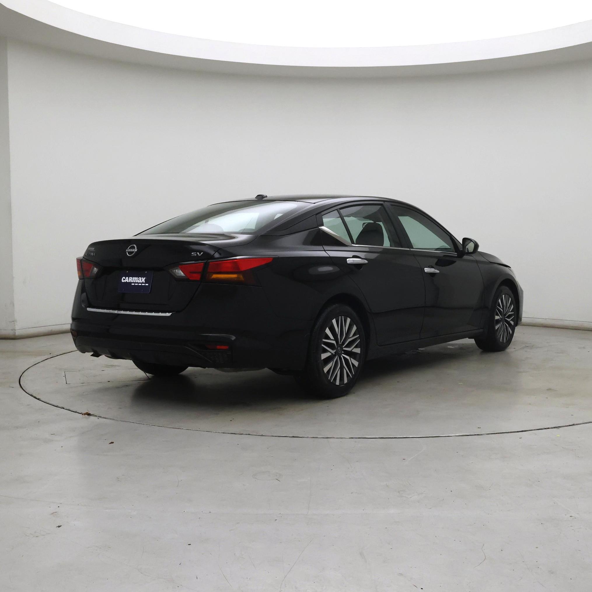 Thumbnail: 2023 Nissan Altima - 8