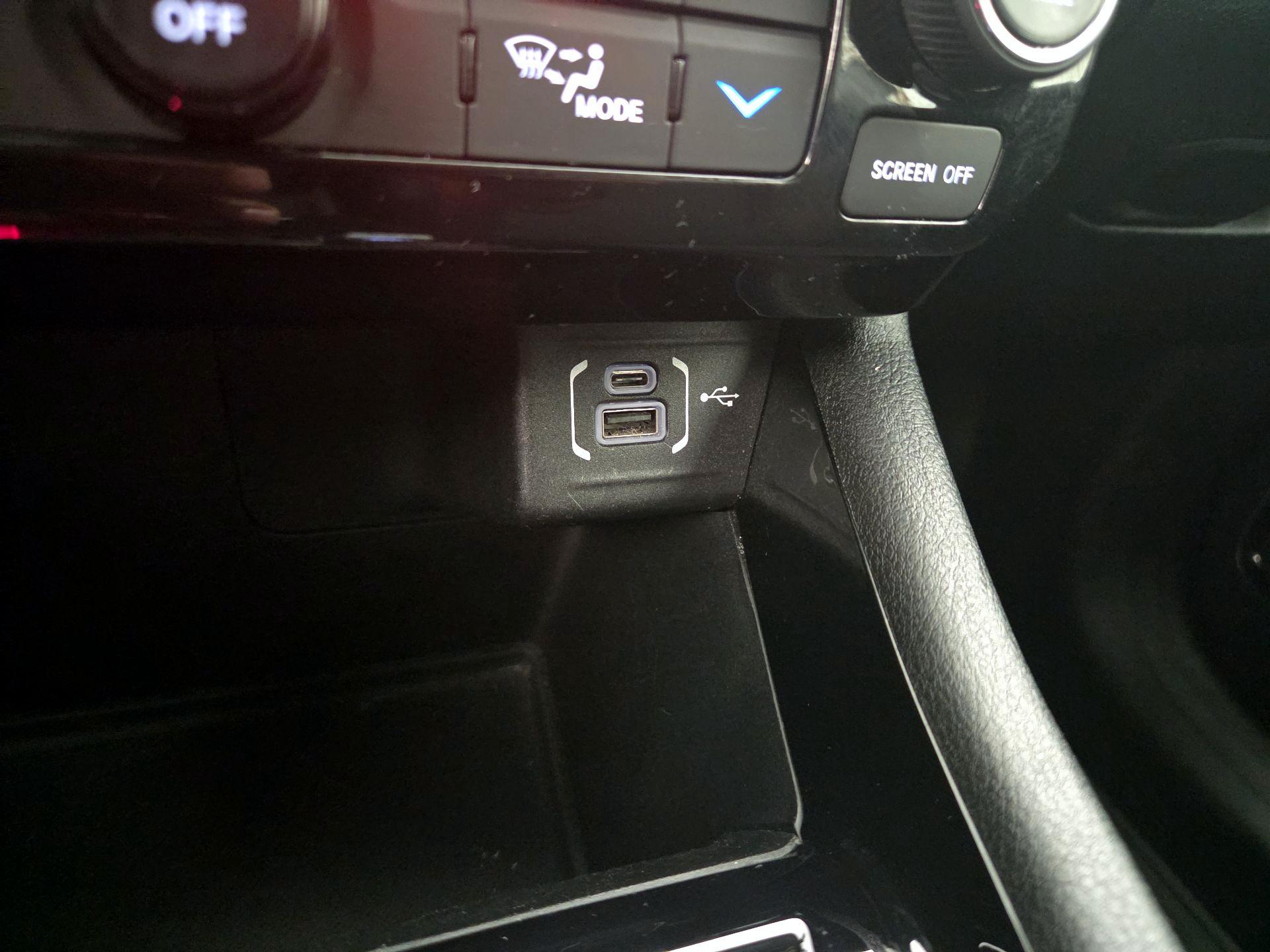 Thumbnail: 2022 Jeep Compass - 17