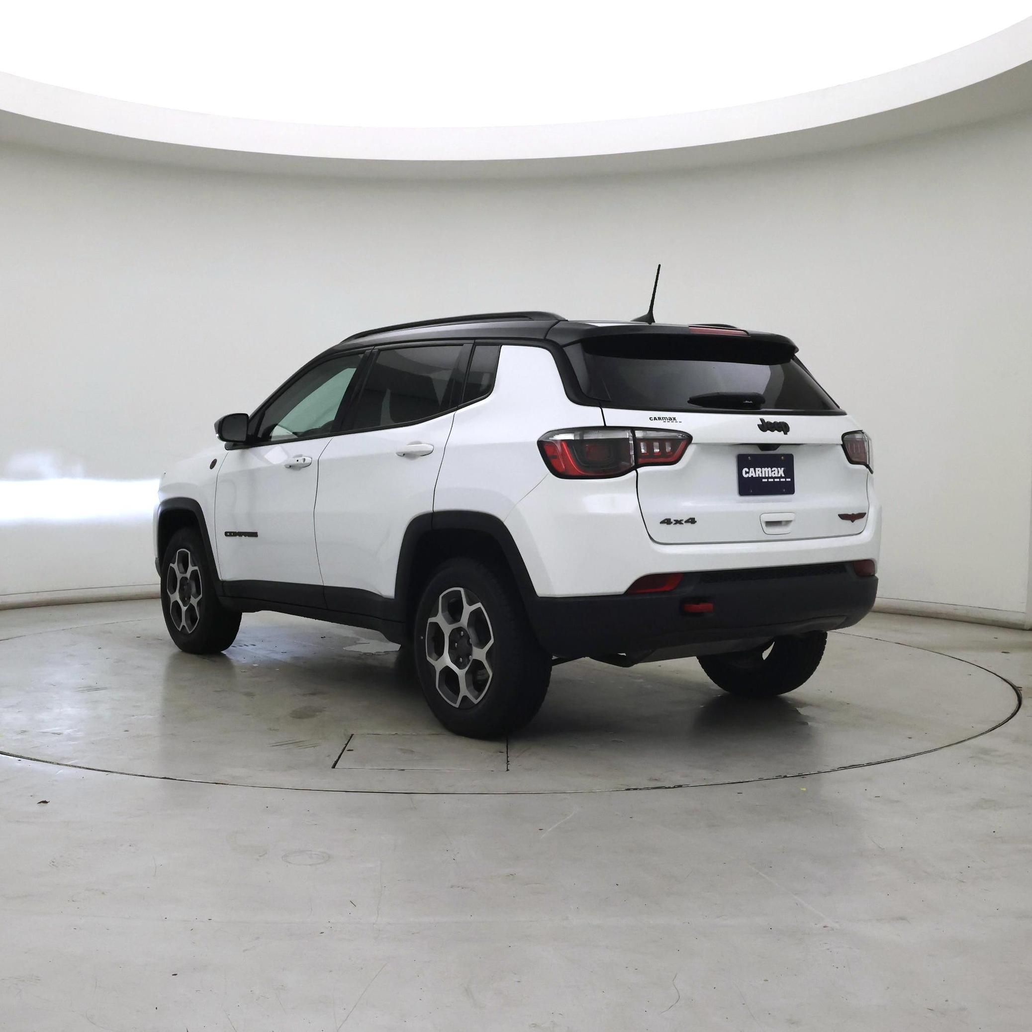 Thumbnail: 2022 Jeep Compass - 2
