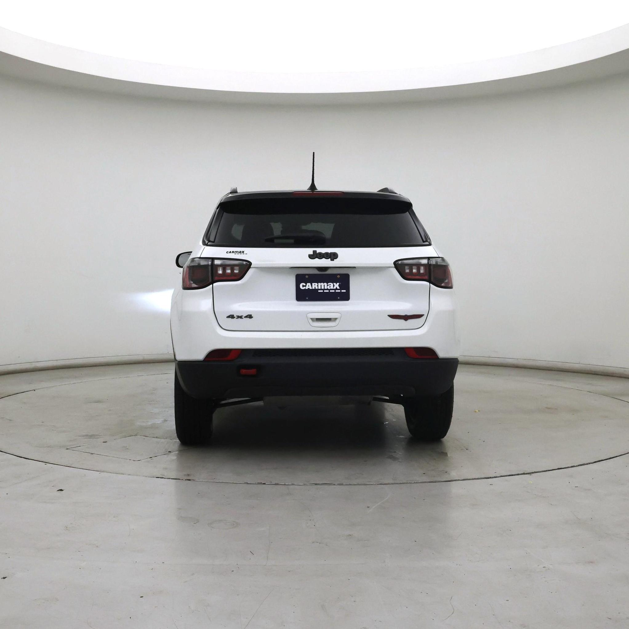 Thumbnail: 2022 Jeep Compass - 6