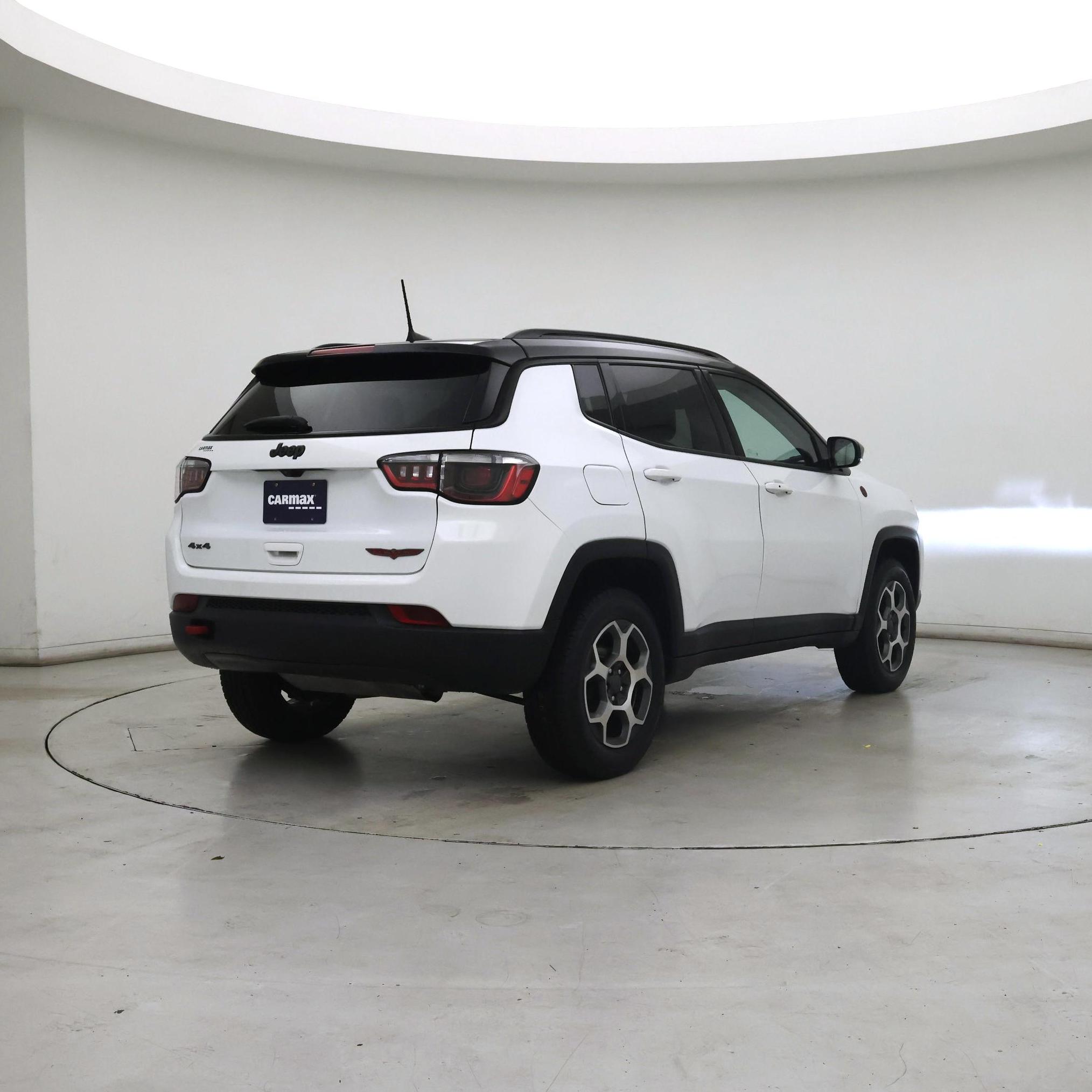 Thumbnail: 2022 Jeep Compass - 8