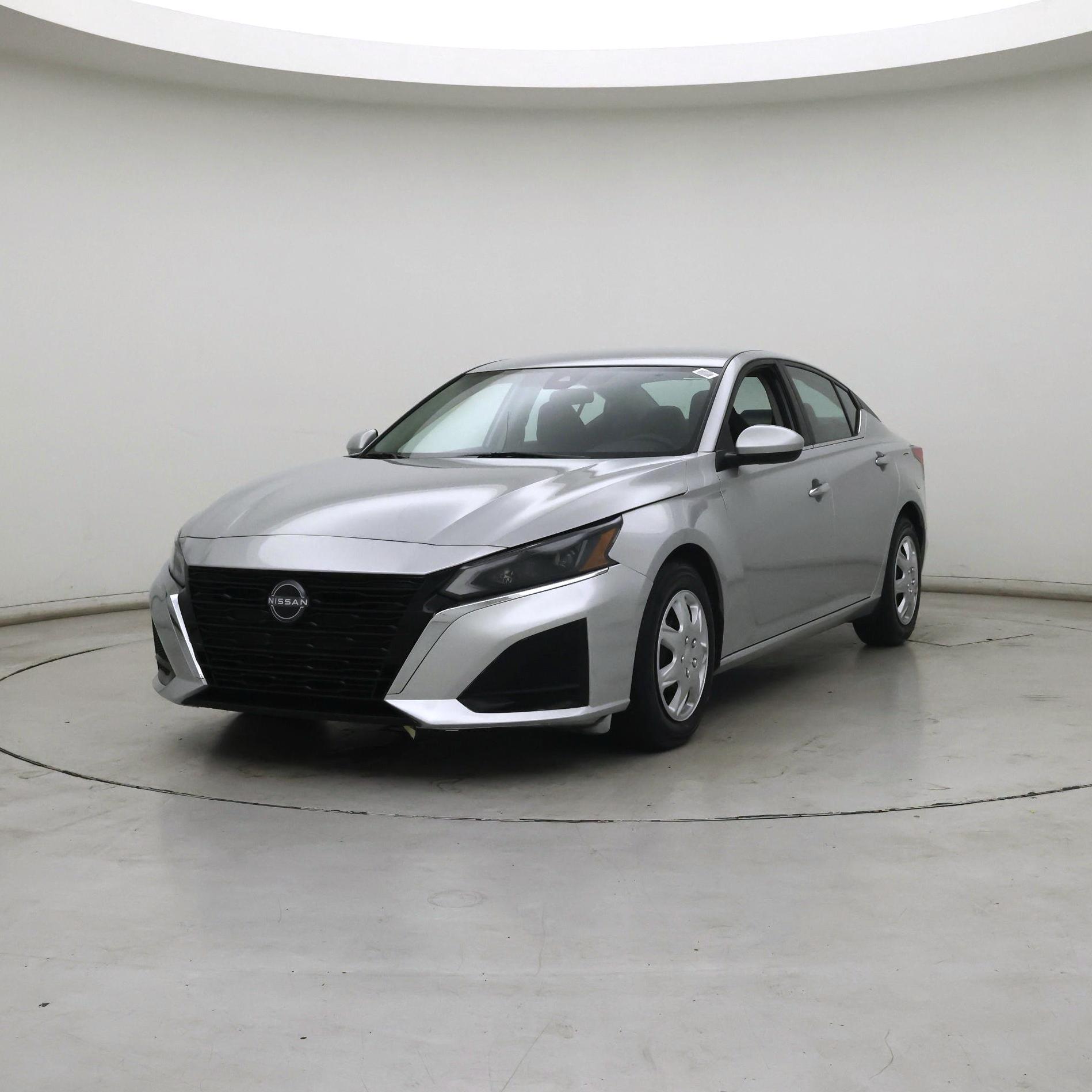 Thumbnail: 2023 Nissan Altima - 4