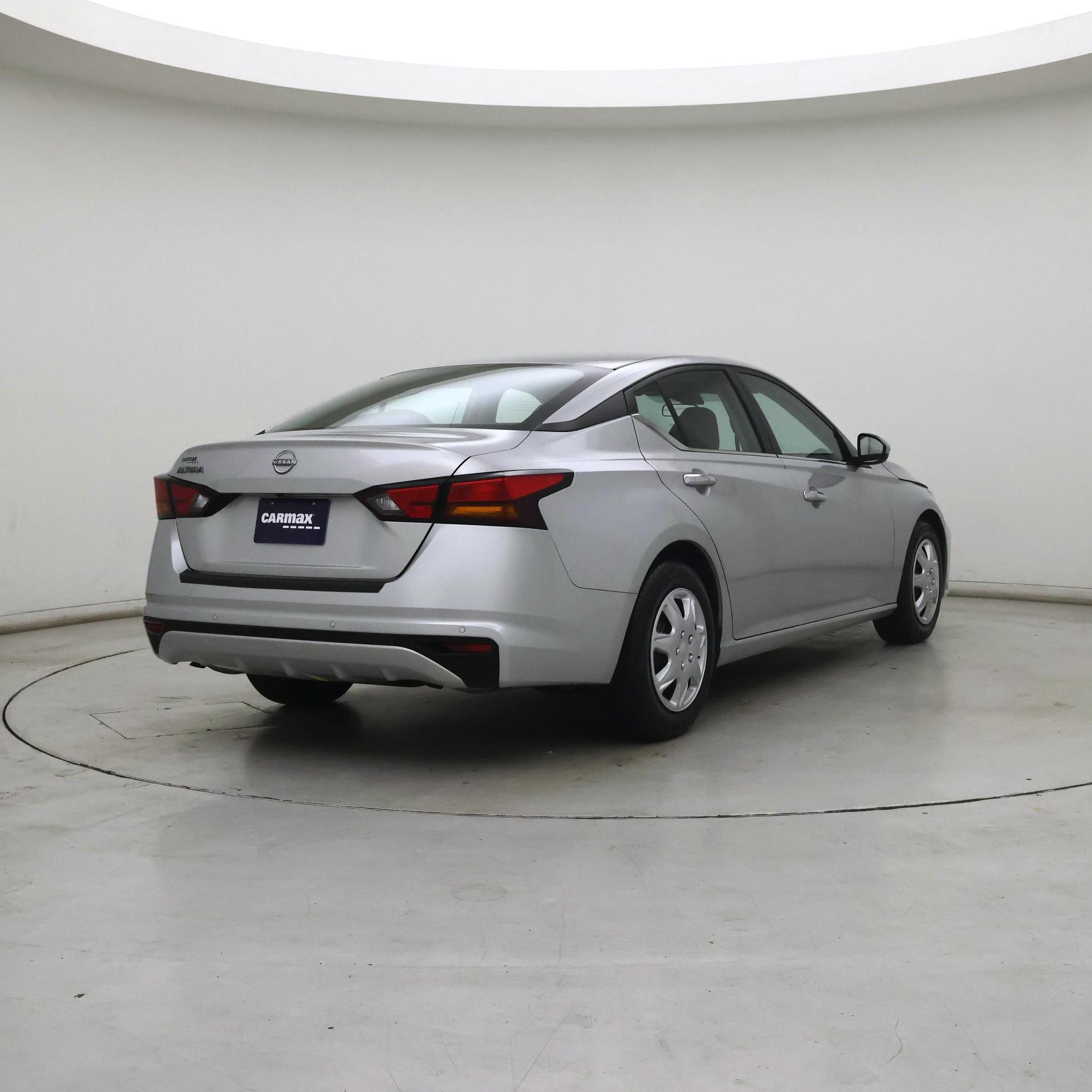 Thumbnail: 2023 Nissan Altima - 8