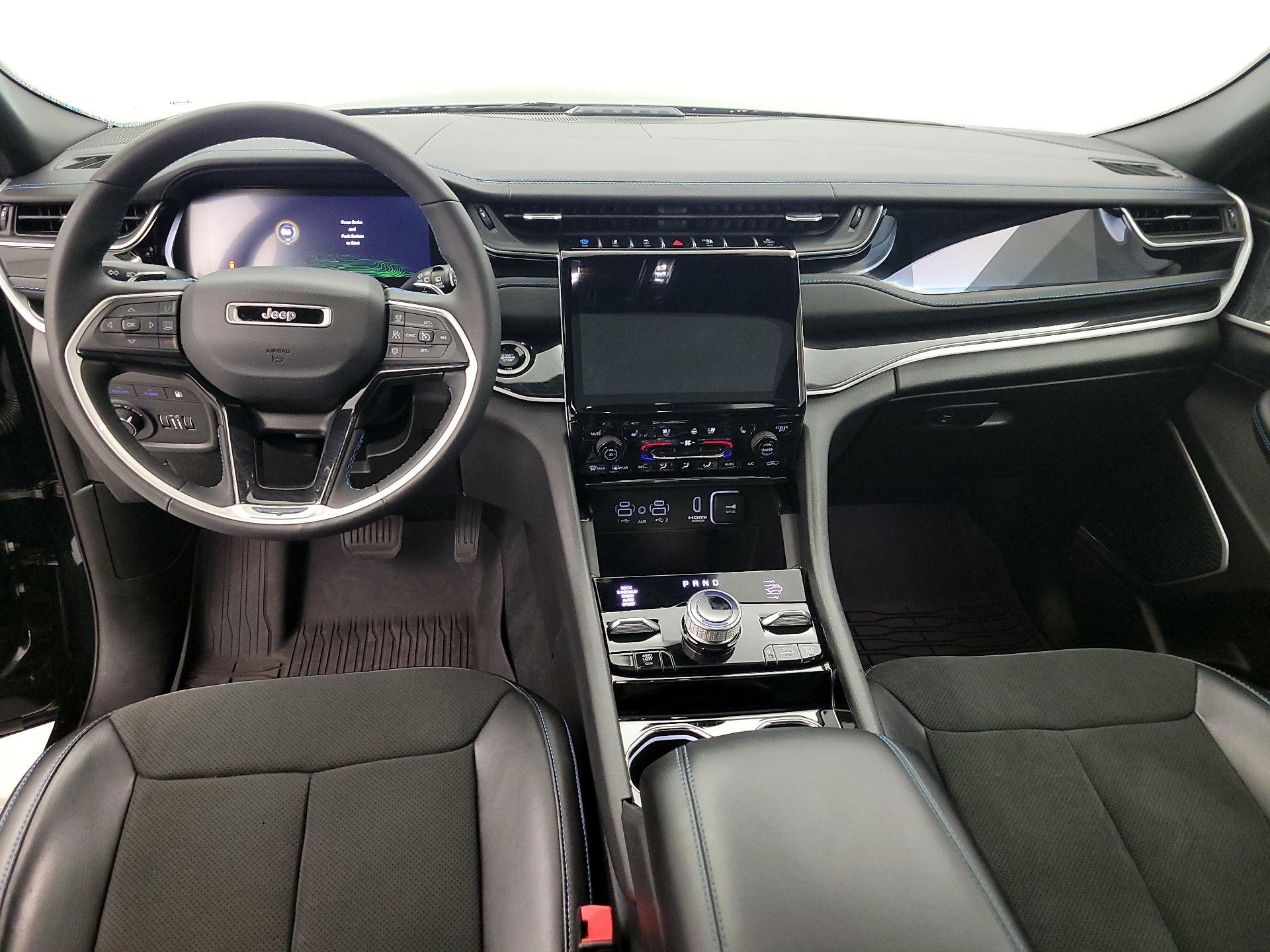 Thumbnail: 2022 Jeep Grand Cherokee - 9