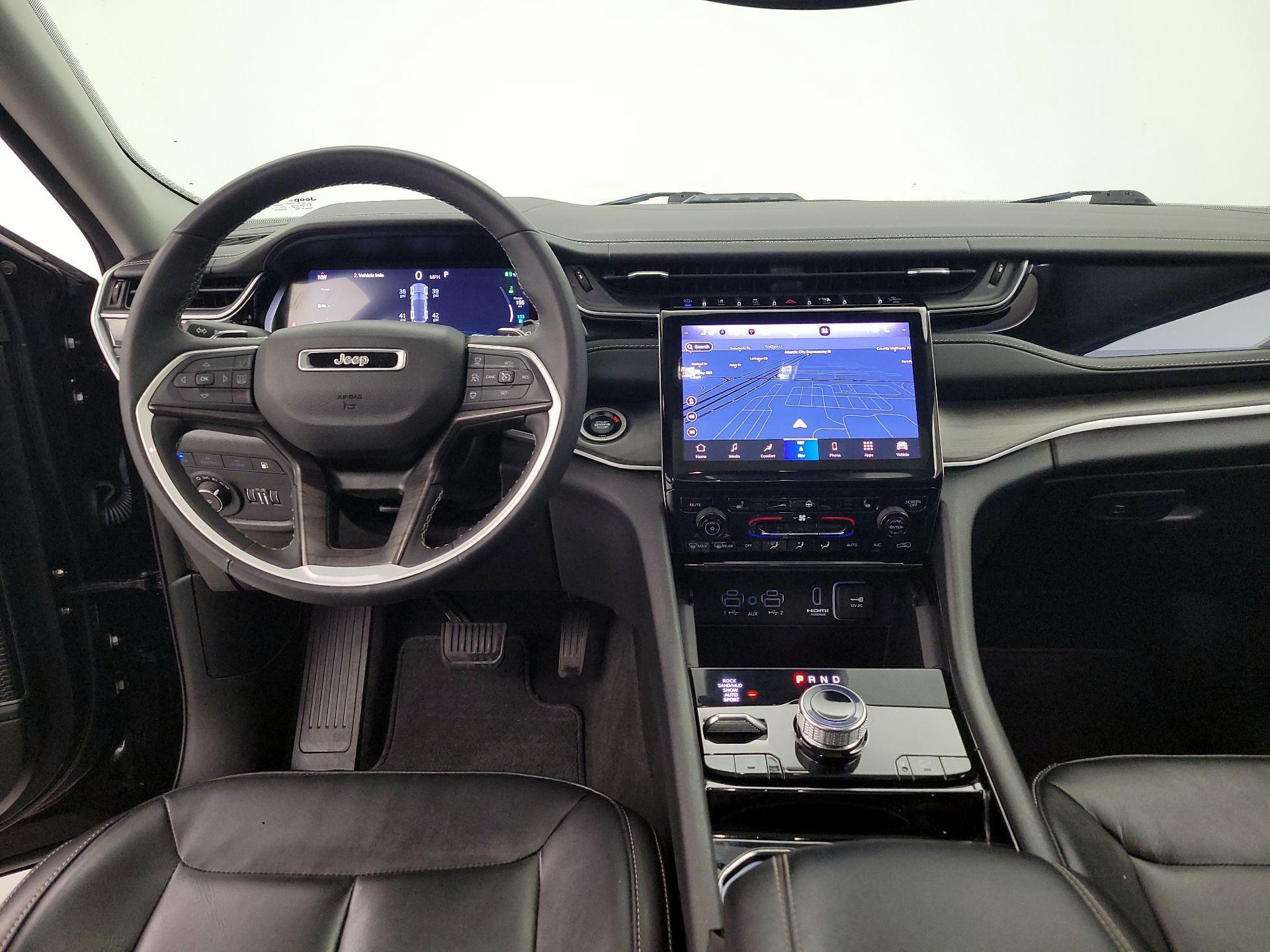 Thumbnail: 2022 Jeep Grand Cherokee - 9