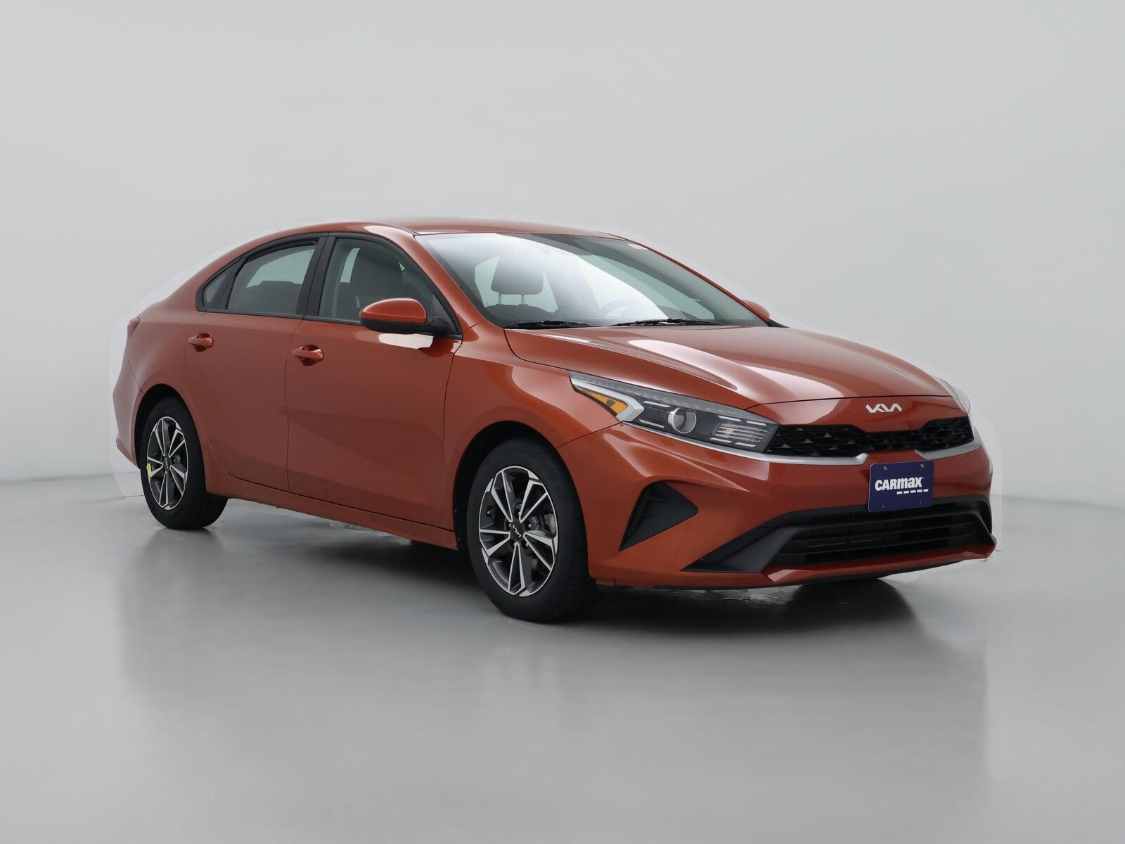 2023 Kia Forte LXS - Photo 1
