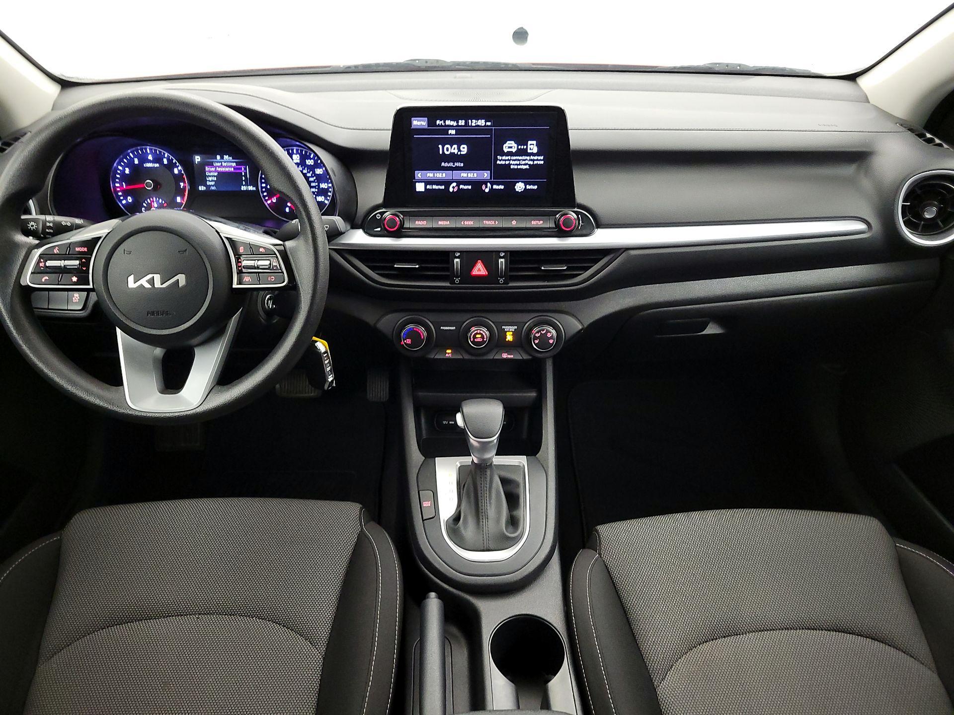 Thumbnail: 2023 Kia Forte - 9