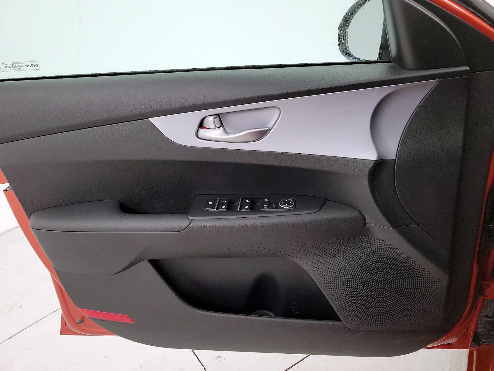 2023 Kia Forte LXS - Photo 13