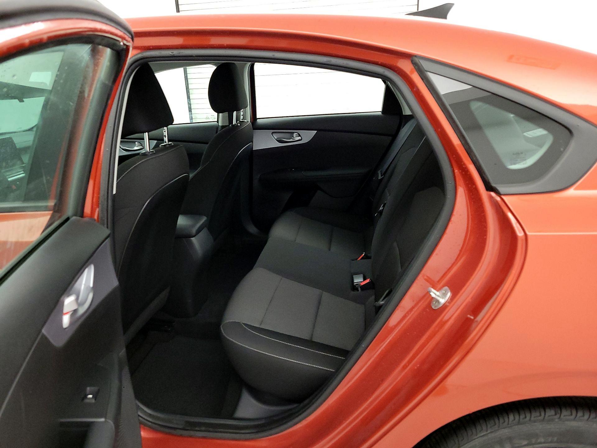 Thumbnail: 2023 Kia Forte - 19