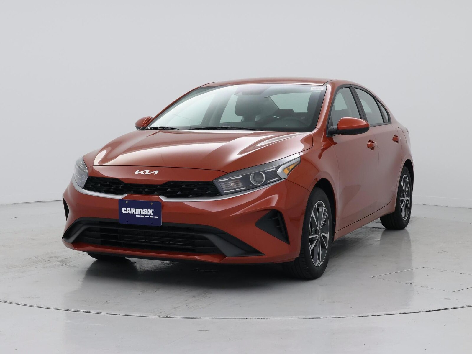 2023 Kia Forte LXS - Photo 5